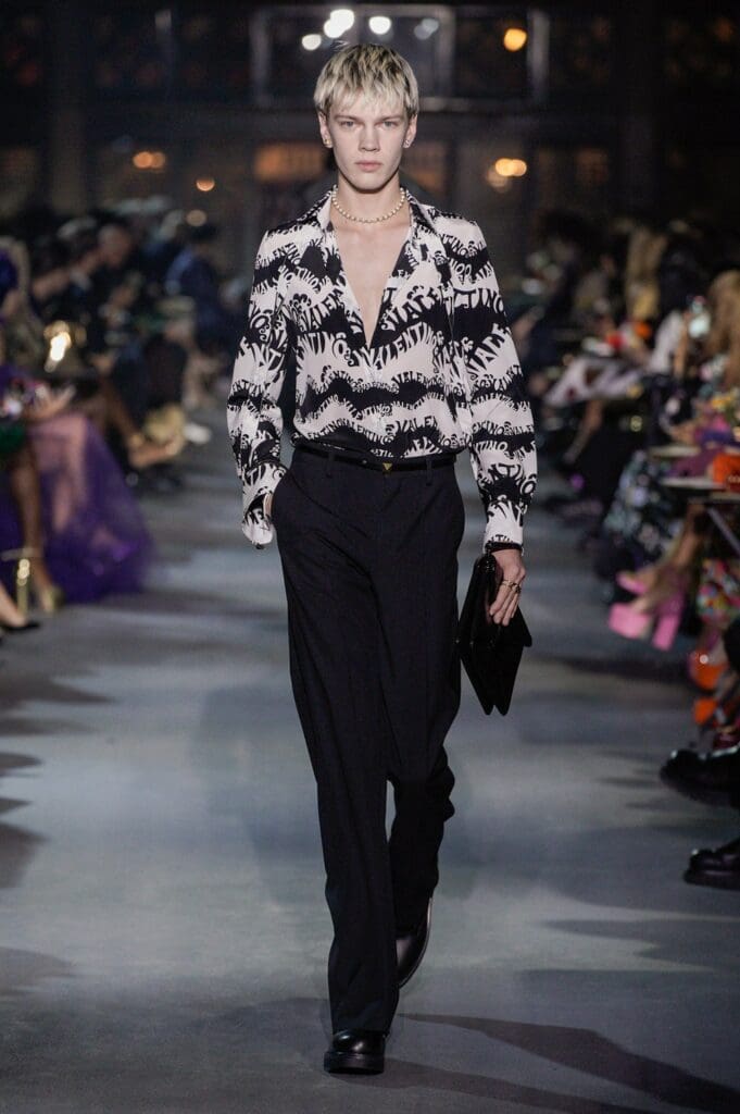 ヴァレンティノ春夏2022年 RUNWAY マガジン