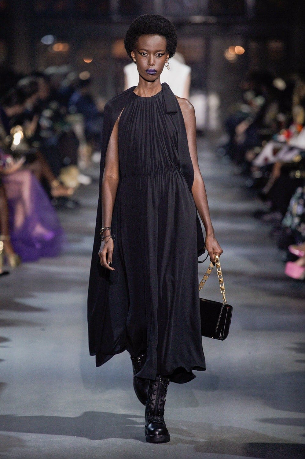 Valentino Primavera Verano 2022 de RUNWAY REVISTA