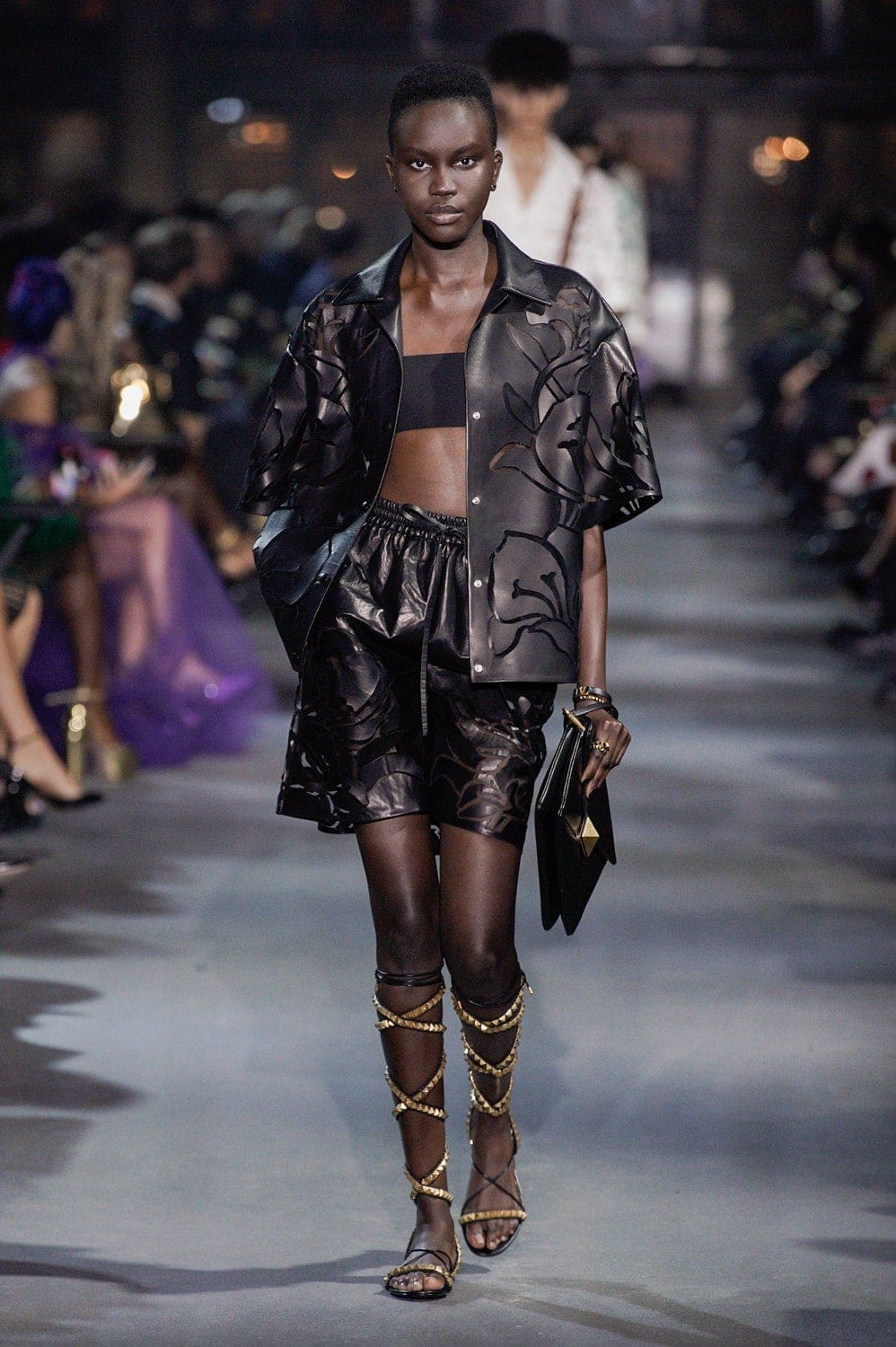 Valentino Primavera Verano 2022 de RUNWAY REVISTA