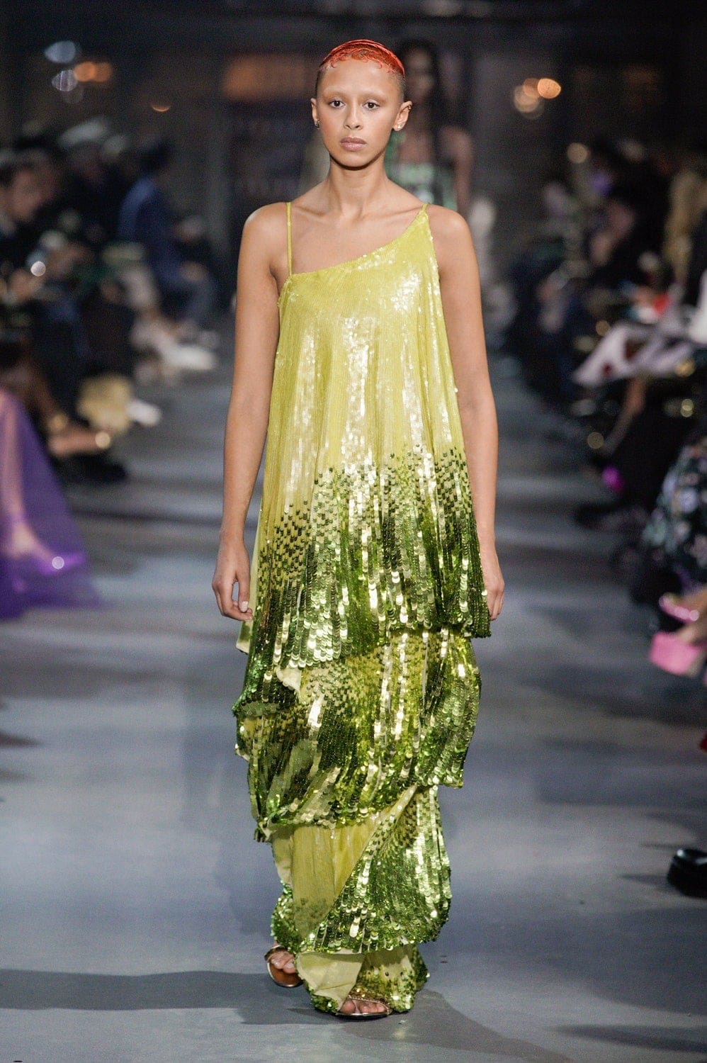 Valentino Primavera Verano 2022 de RUNWAY REVISTA