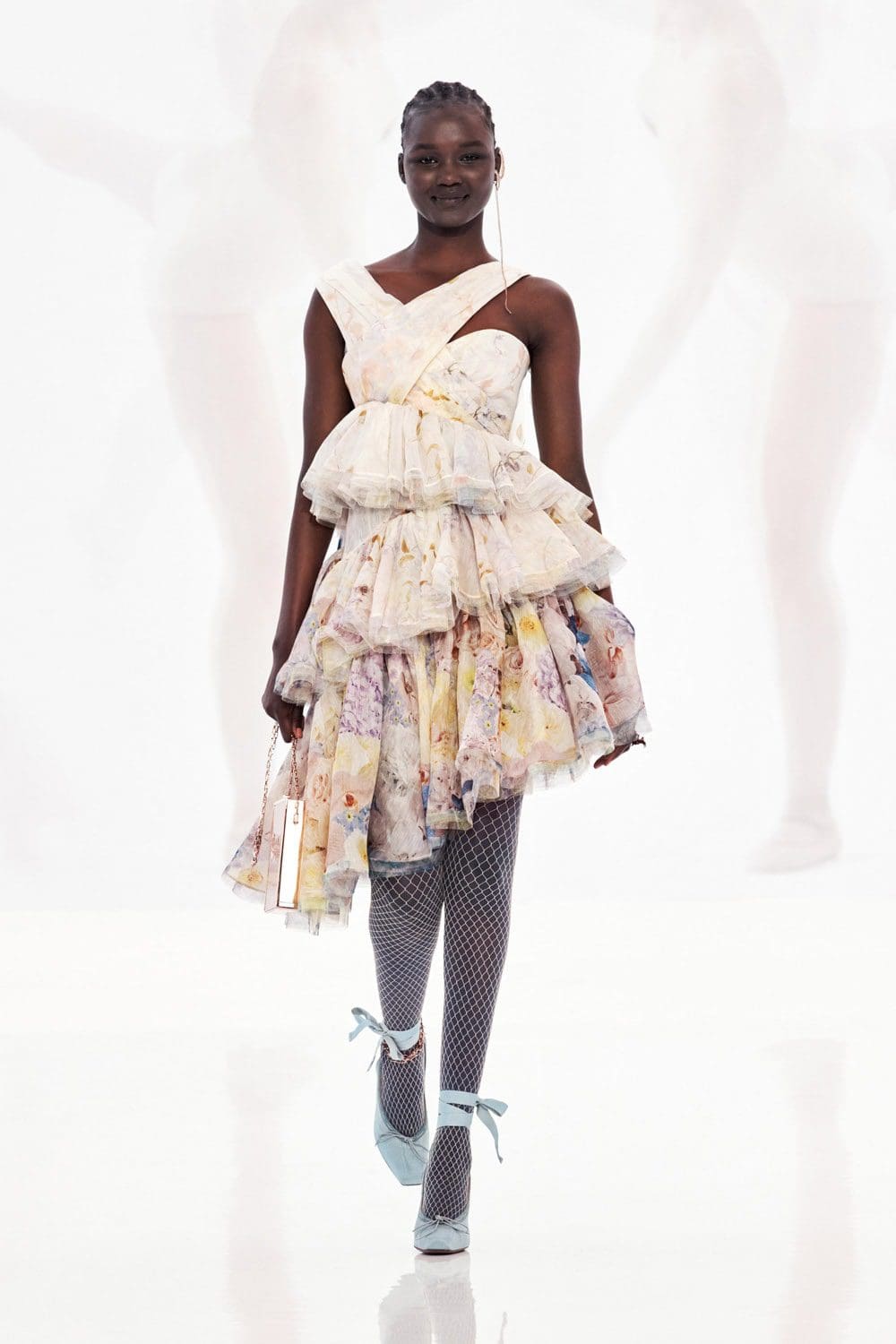 Zimmermann Spring 2022 por RUNWAY REVISTA