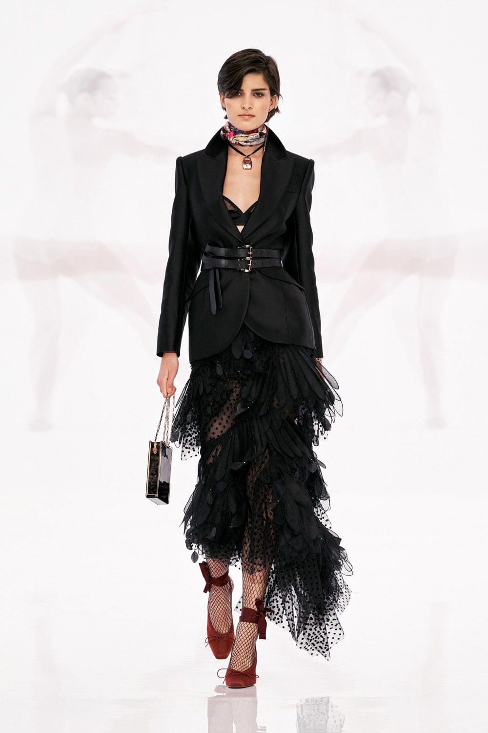 Zimmermann Spring 2022 por RUNWAY REVISTA