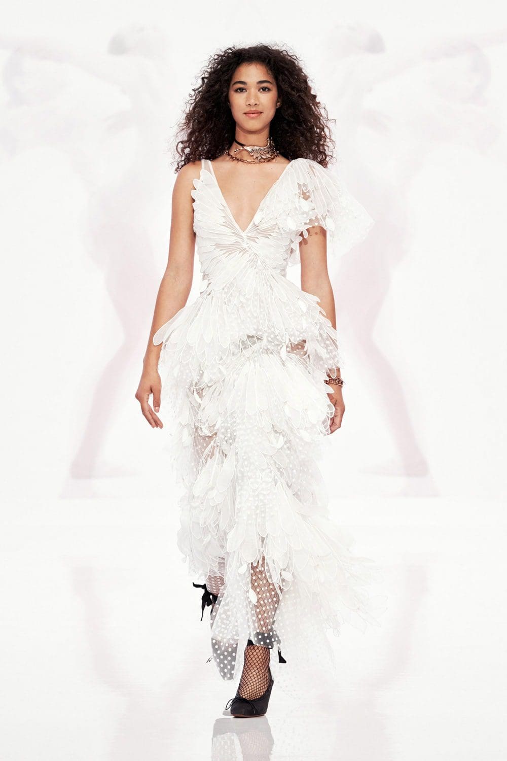 Zimmermann Spring 2022 por RUNWAY REVISTA