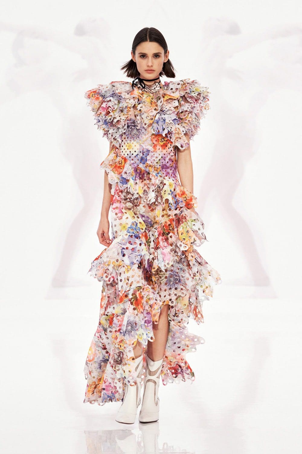 Zimmermann Spring 2022 por RUNWAY REVISTA