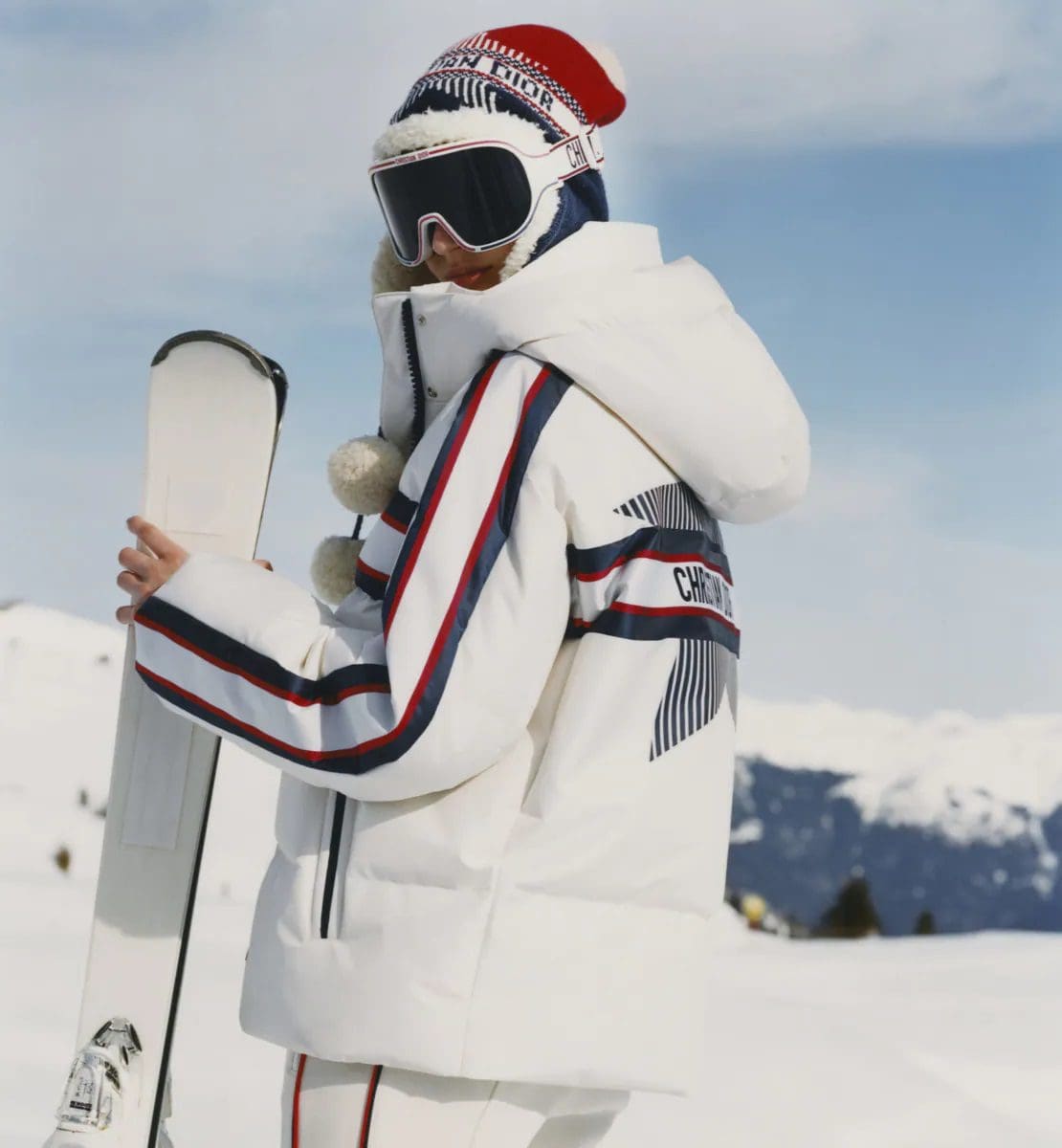 Dior Alps Capsule Cruise 2022 di RUNWAY MAGAZINE