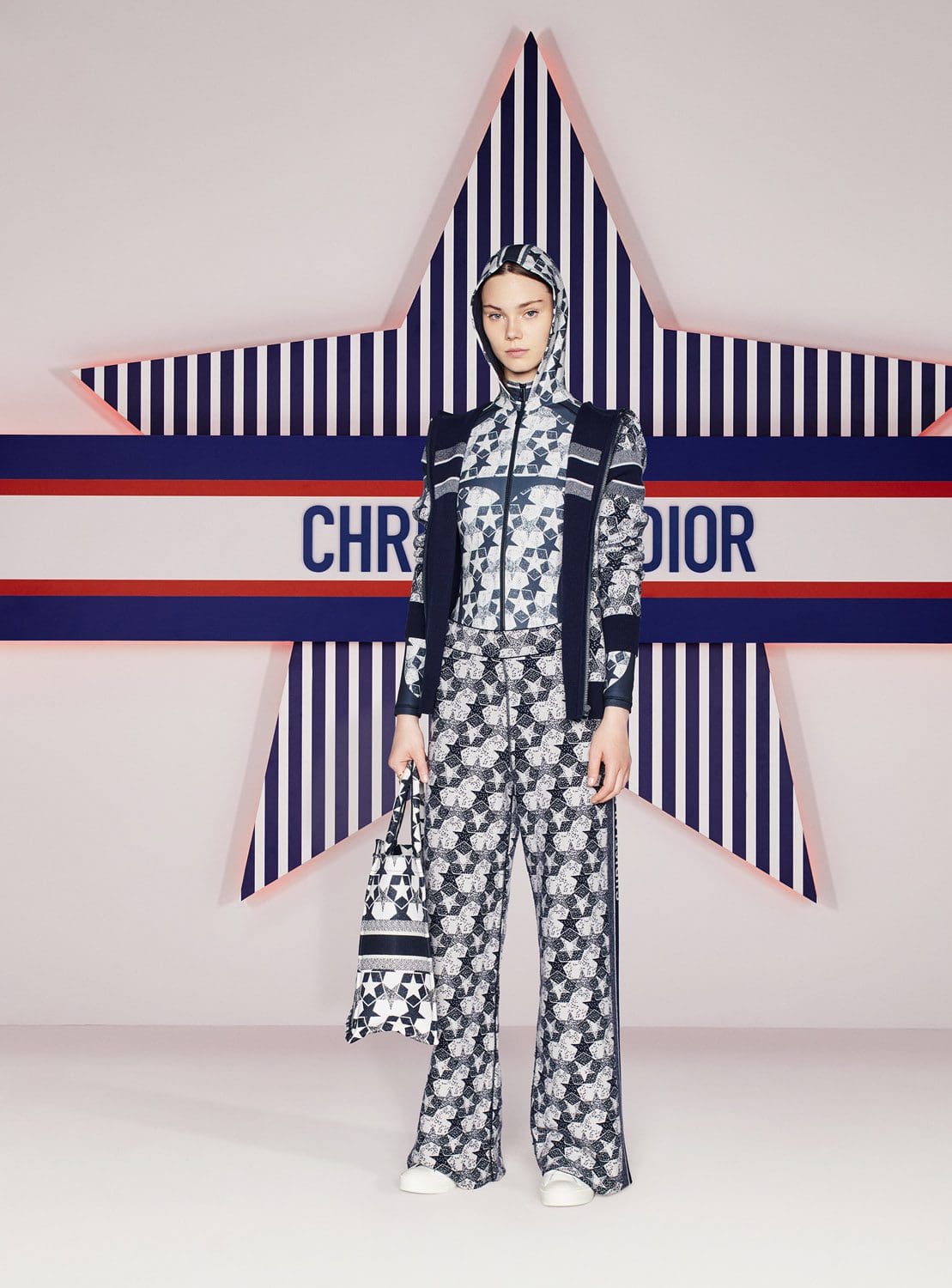 Dior Alps Capsule Cruise 2022 di RUNWAY MAGAZINE