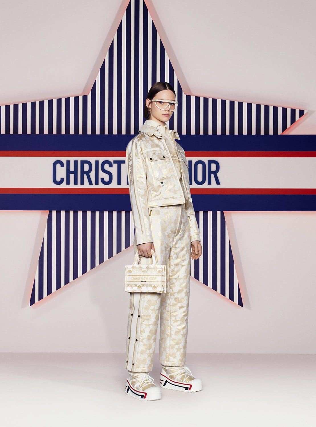 Dior Alps Capsule Cruise 2022 di RUNWAY MAGAZINE