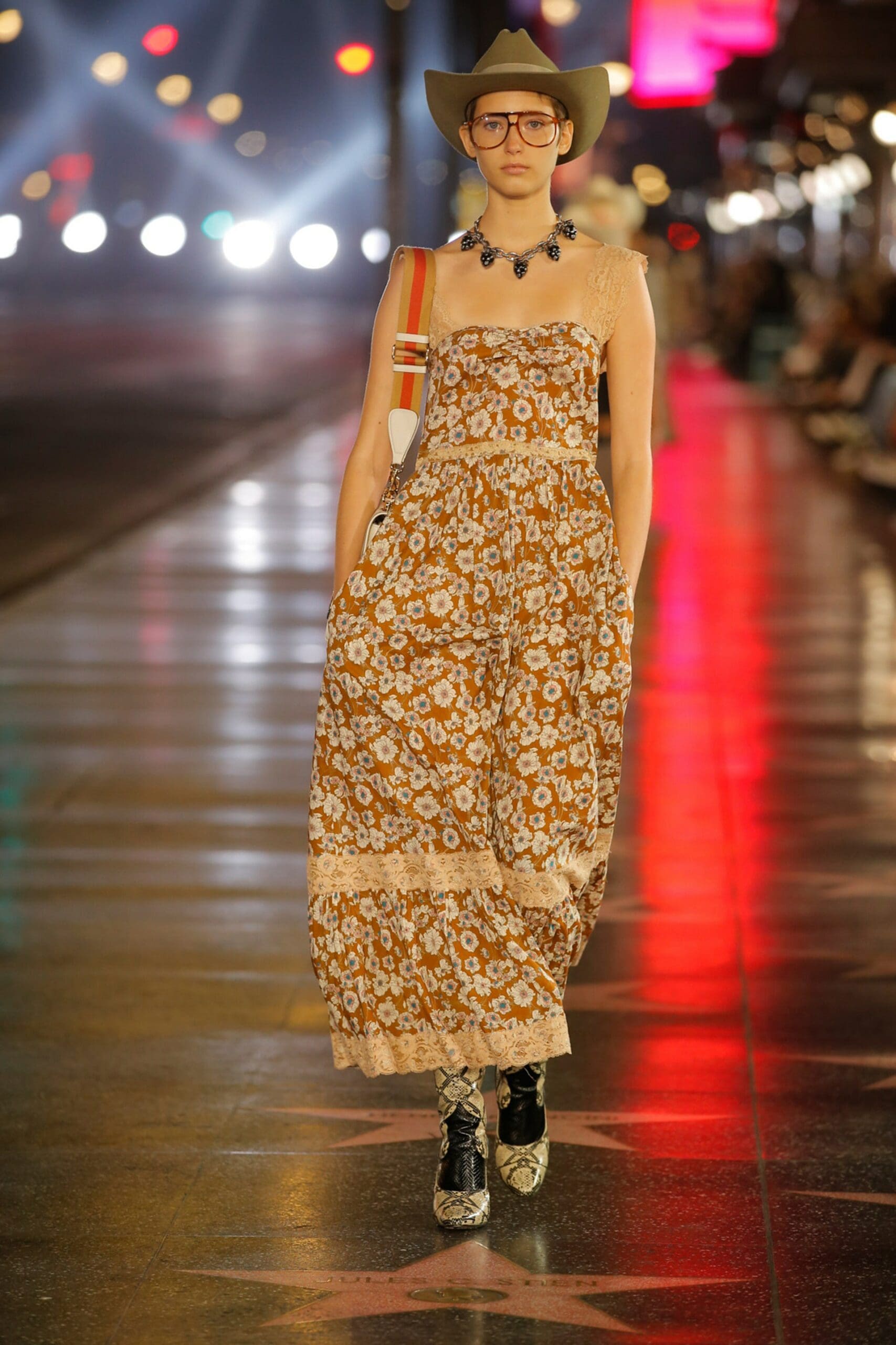 Gucci Hollywood Love Parade primavera 2022 de RUNWAY REVISTA