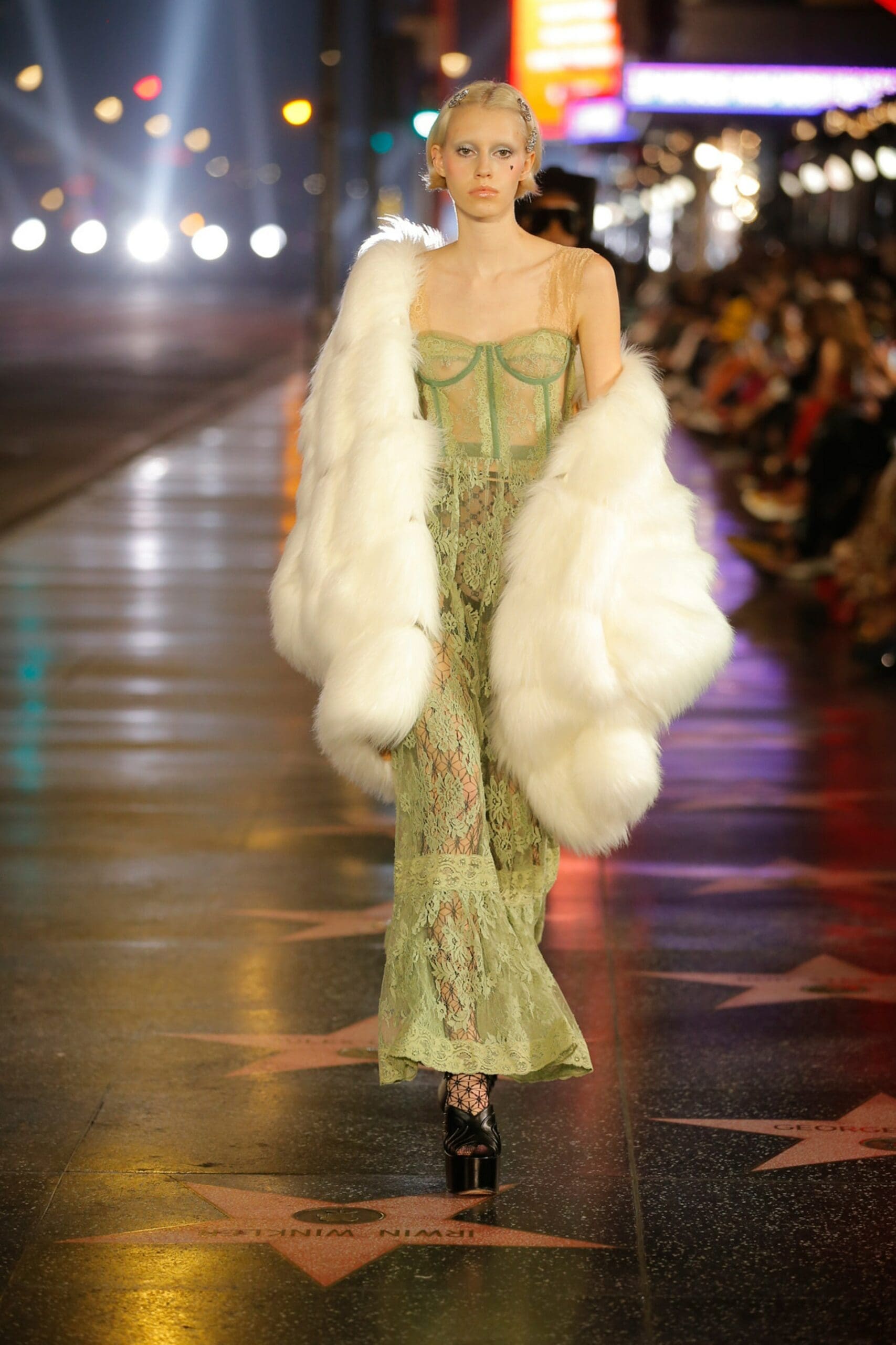 Gucci Hollywood Love Parade primavera 2022 de RUNWAY REVISTA