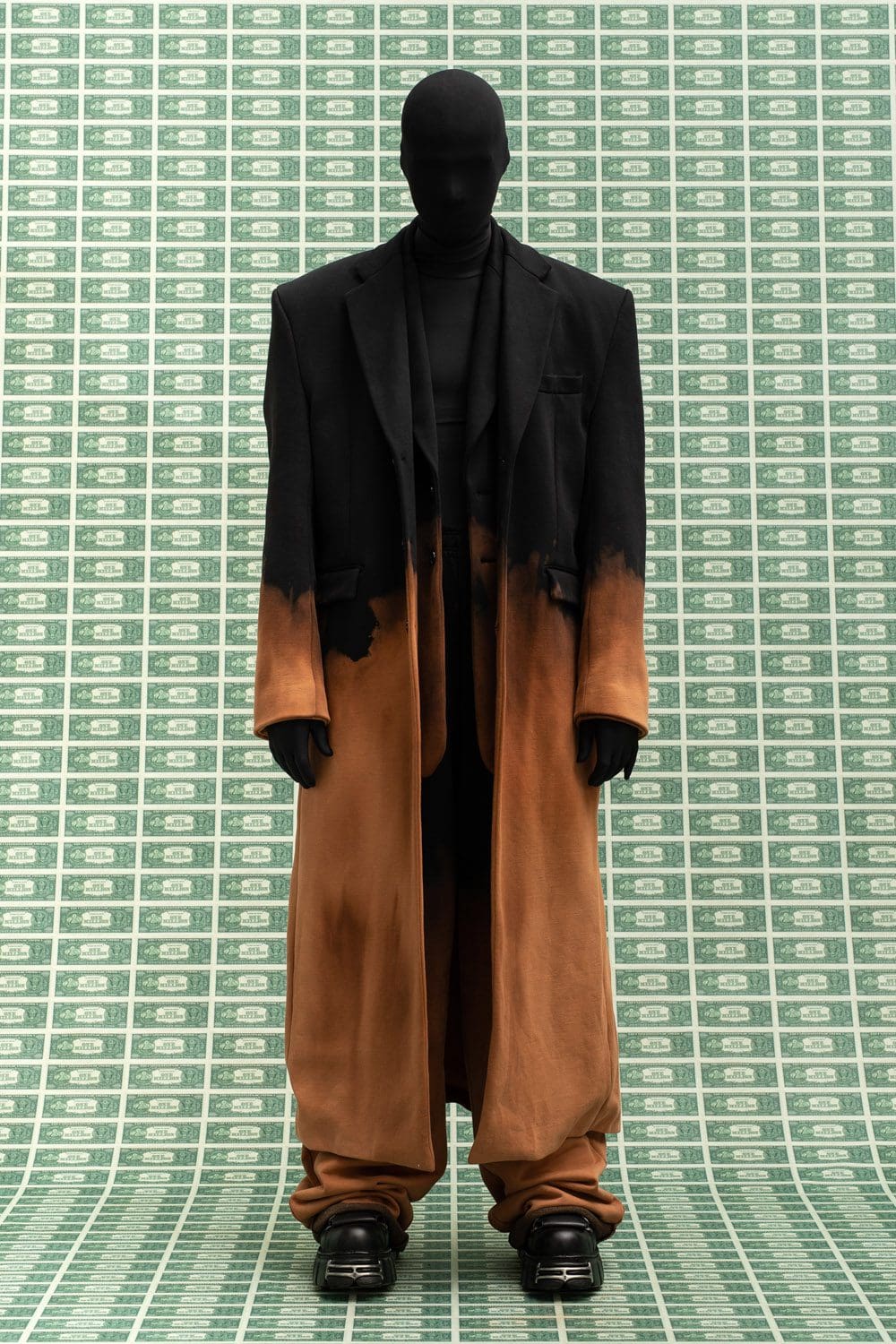 Vetements Fall Winter 2022-2023 by RUNWAY MAGAZINE