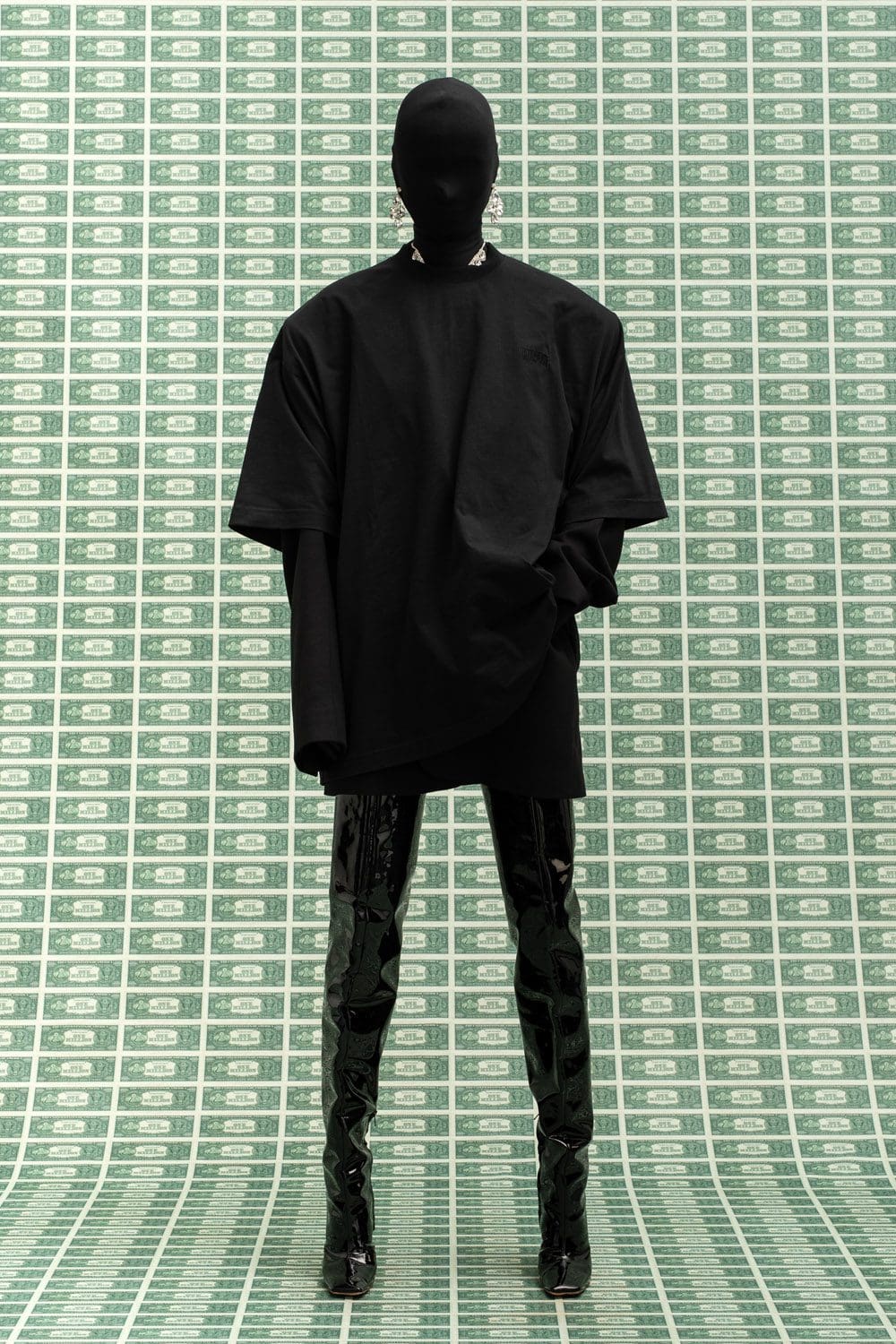 Vetements Fall Winter 2022-2023 by RUNWAY MAGAZINE