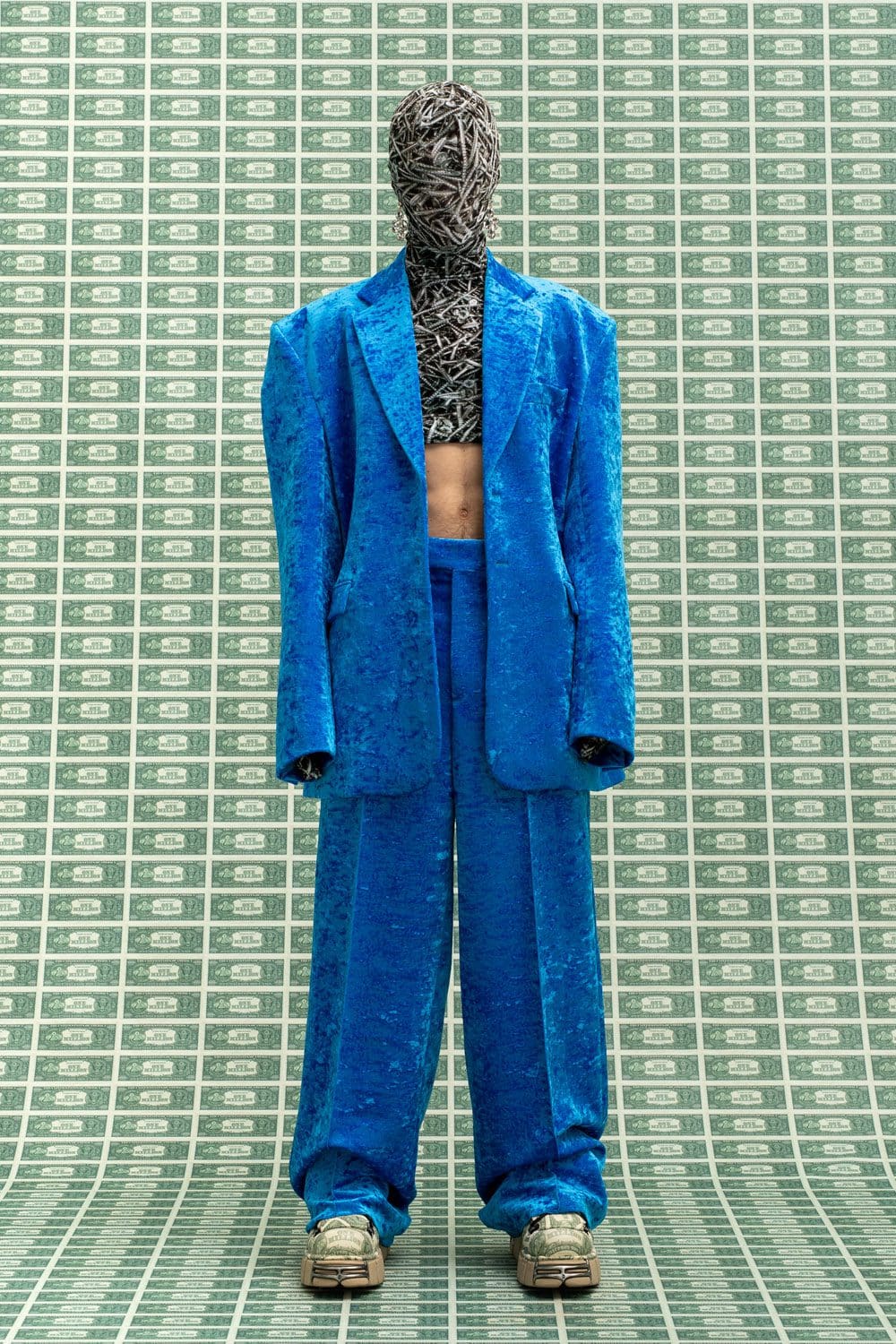 Vetements Fall Winter 2022-2023 by RUNWAY MAGAZINE