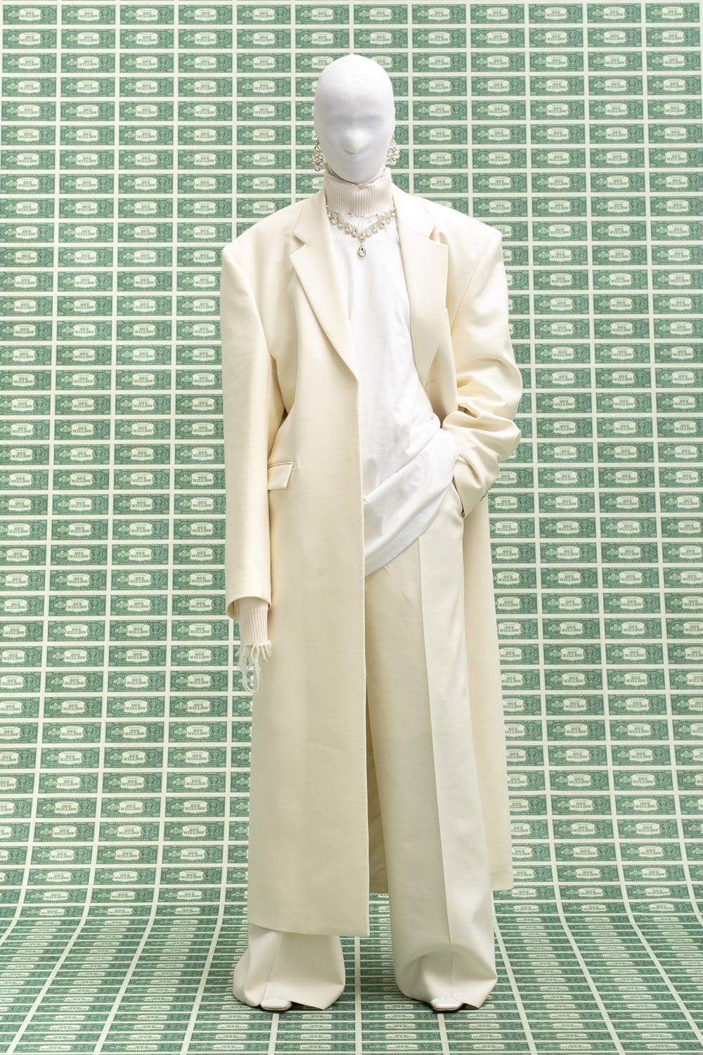 Vetements Fall Winter 2022-2023 by RUNWAY MAGAZINE
