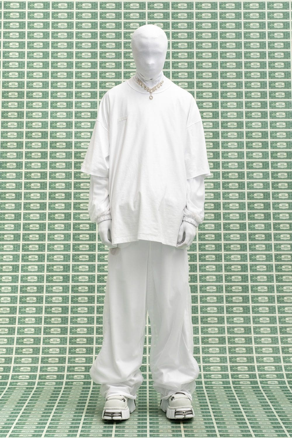 Vetements Fall Winter 2022-2023 by RUNWAY MAGAZINE