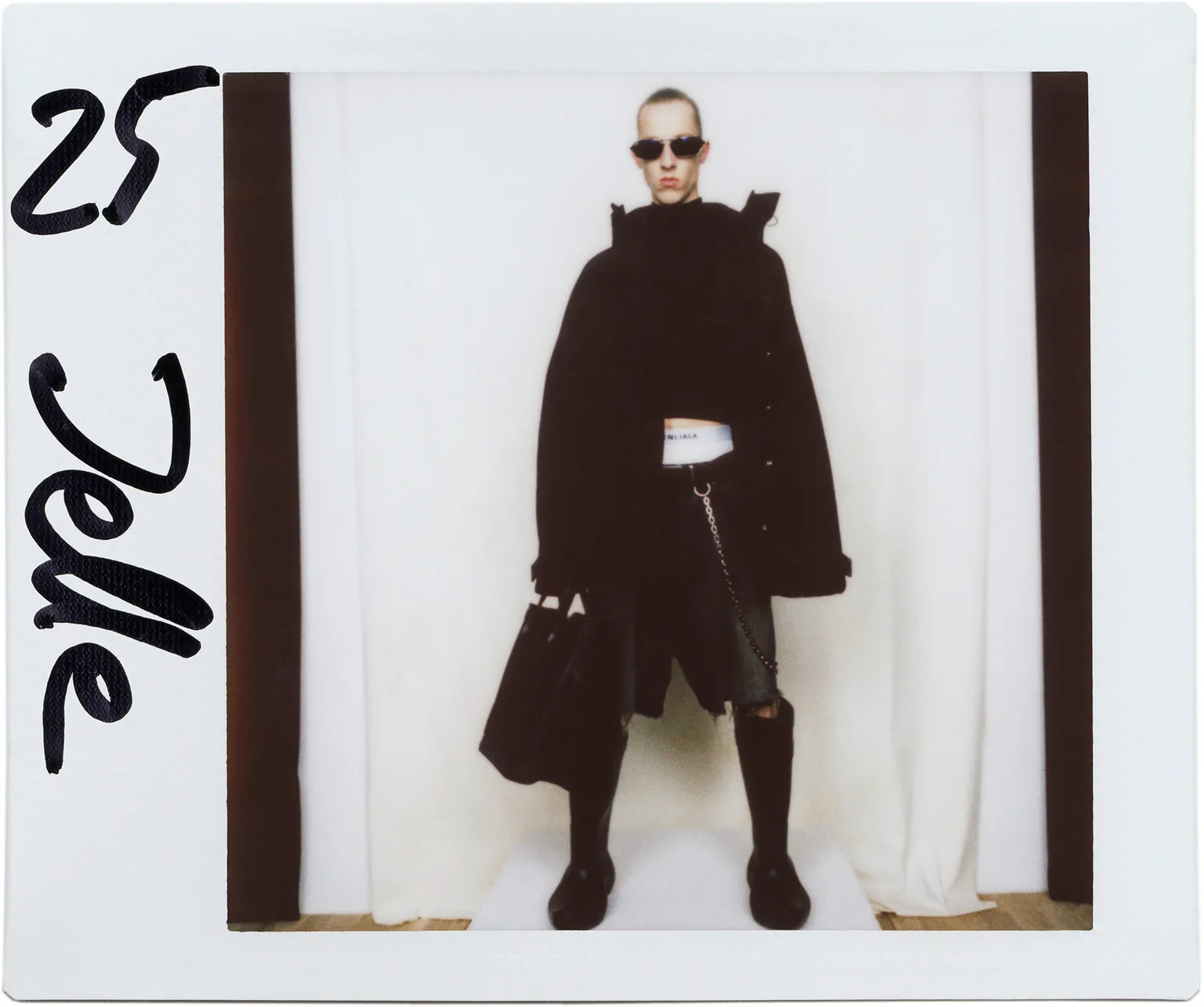 Balenciaga 2022 秋季 The Lost Tape Lookbook RUNWAY 杂志
