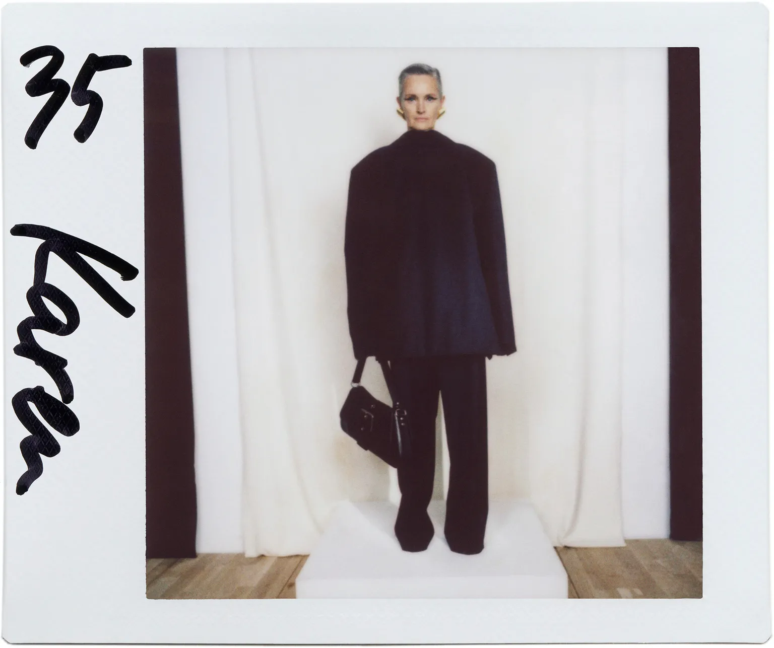 Balenciaga 2022 秋季 The Lost Tape Lookbook RUNWAY 杂志