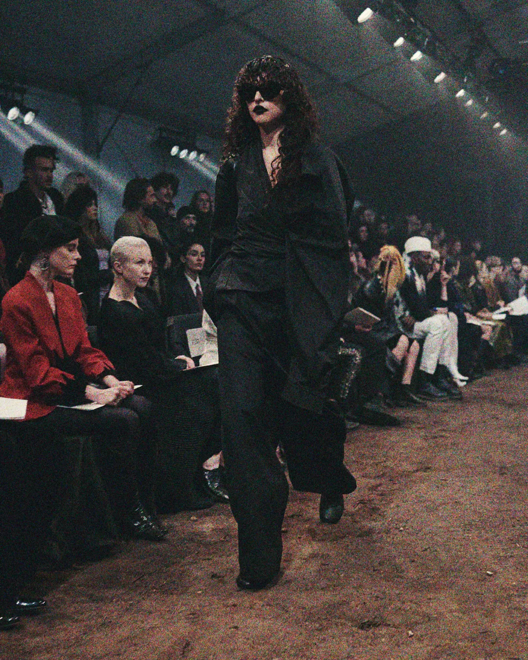 Balenciaga Fall 2022 Show The Lost Tape de RUNWAY REVISTA