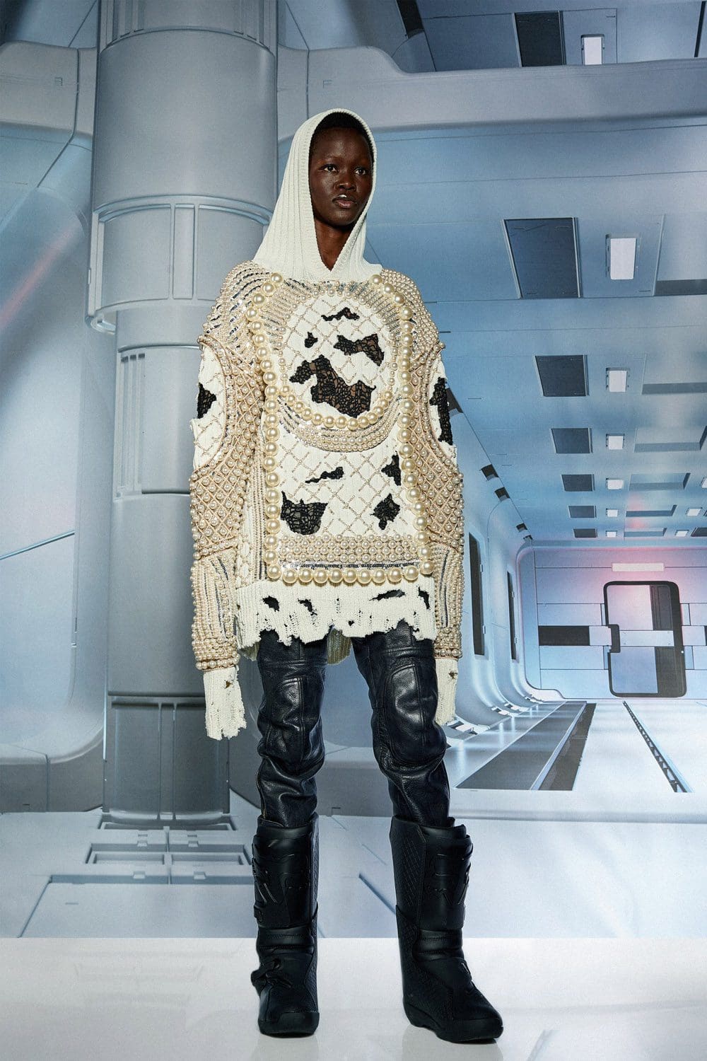 Balmain PreFall 2022 by RUNWAY MAGAZINE