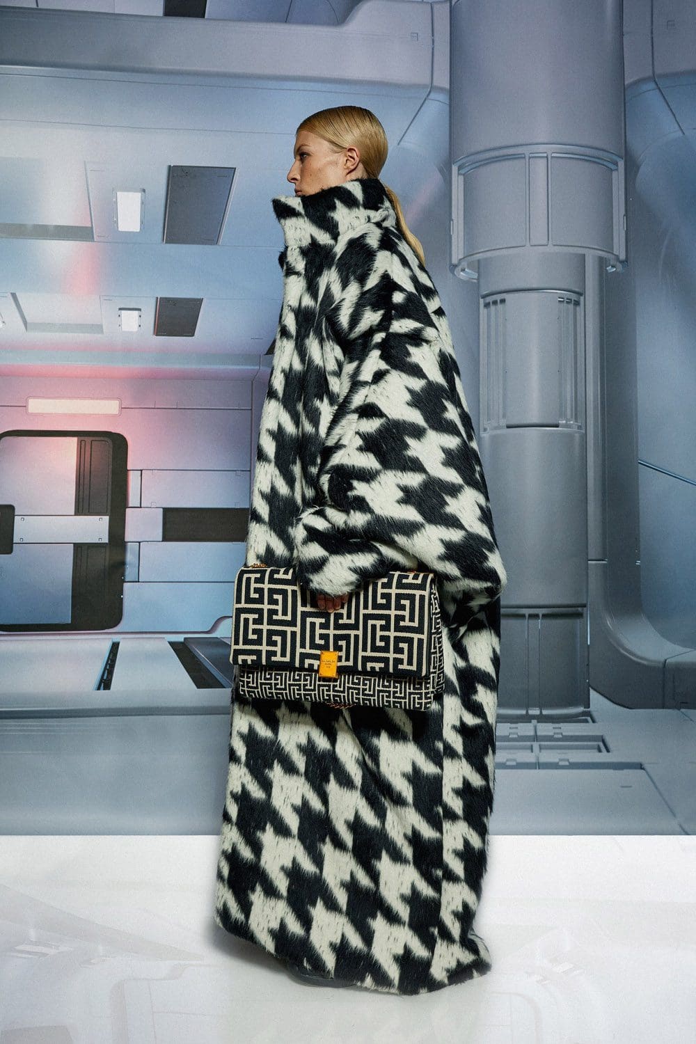 Balmain PreFall 2022 by RUNWAY MAGAZINE