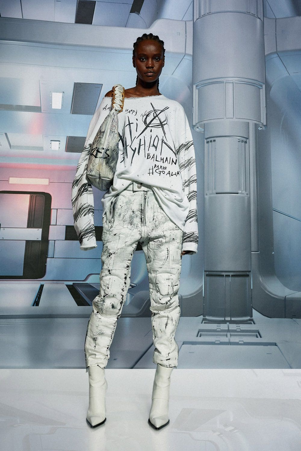Balmain PreFall 2022 by RUNWAY MAGAZINE