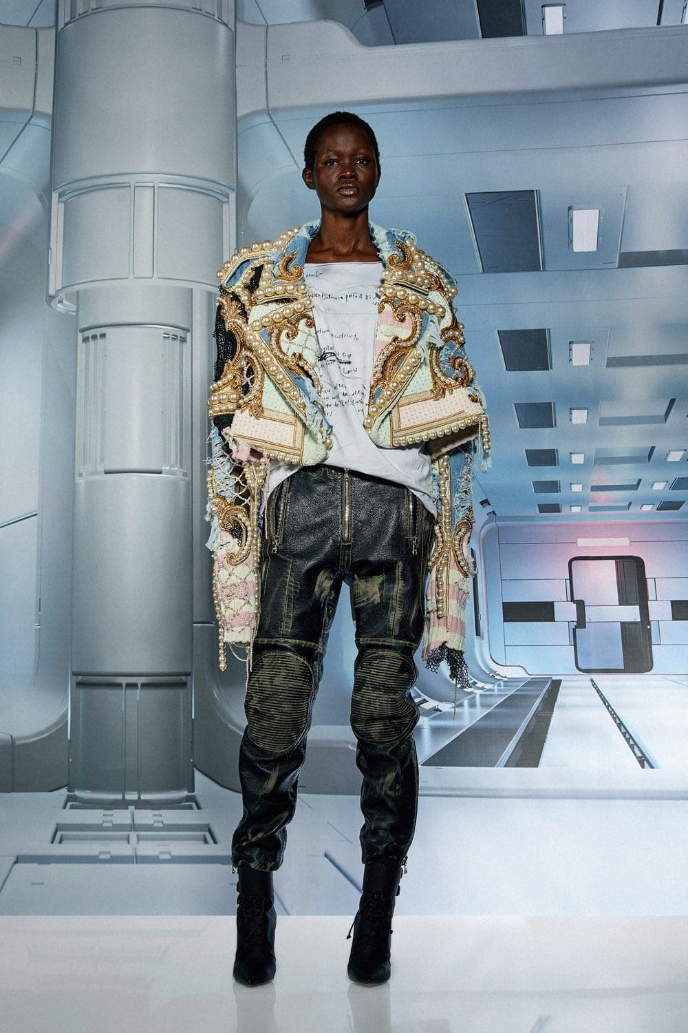 Balmain PreFall 2022 by RUNWAY MAGAZINE