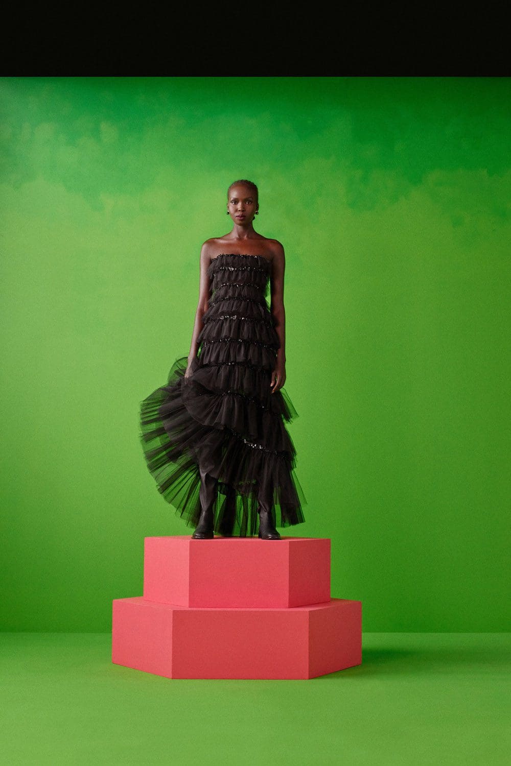 Carolina Herrera Pre-Fall 2022 by RUNWAY MAGAZINE