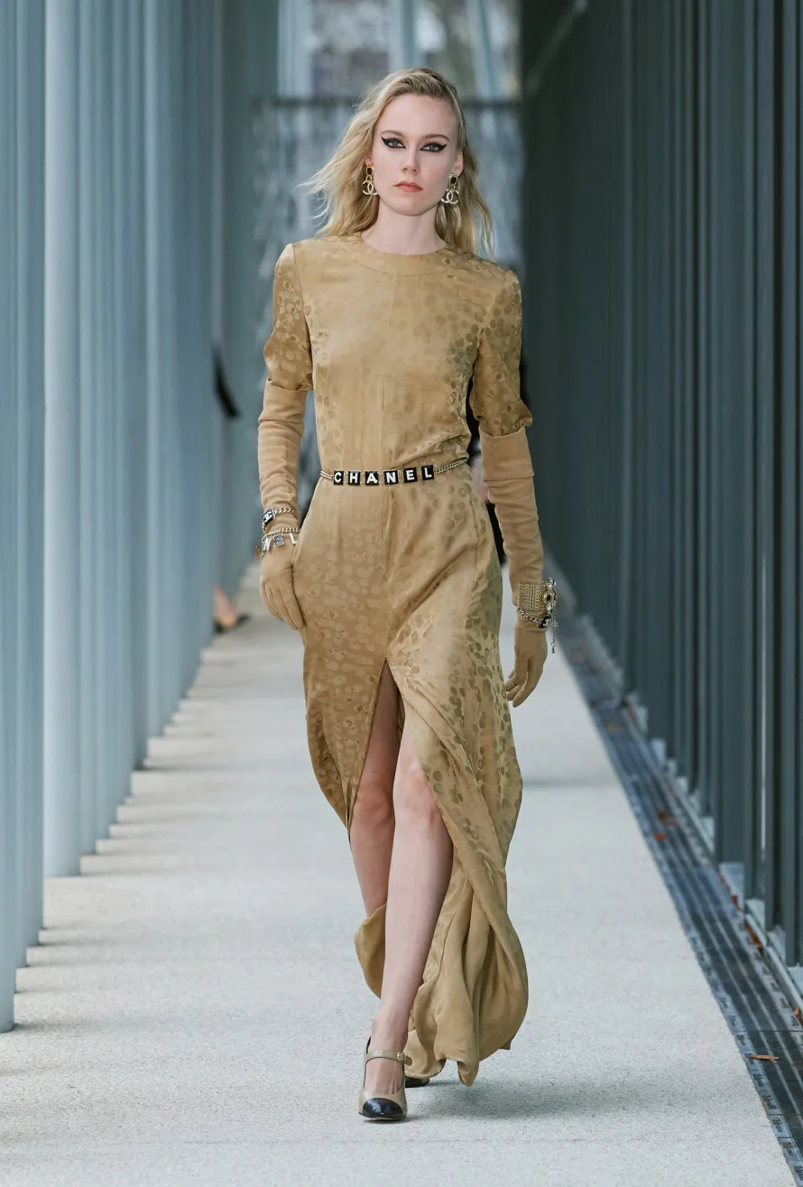Chanel Metiers d'Art 2021-2022 por RUNWAY MAGAZINE