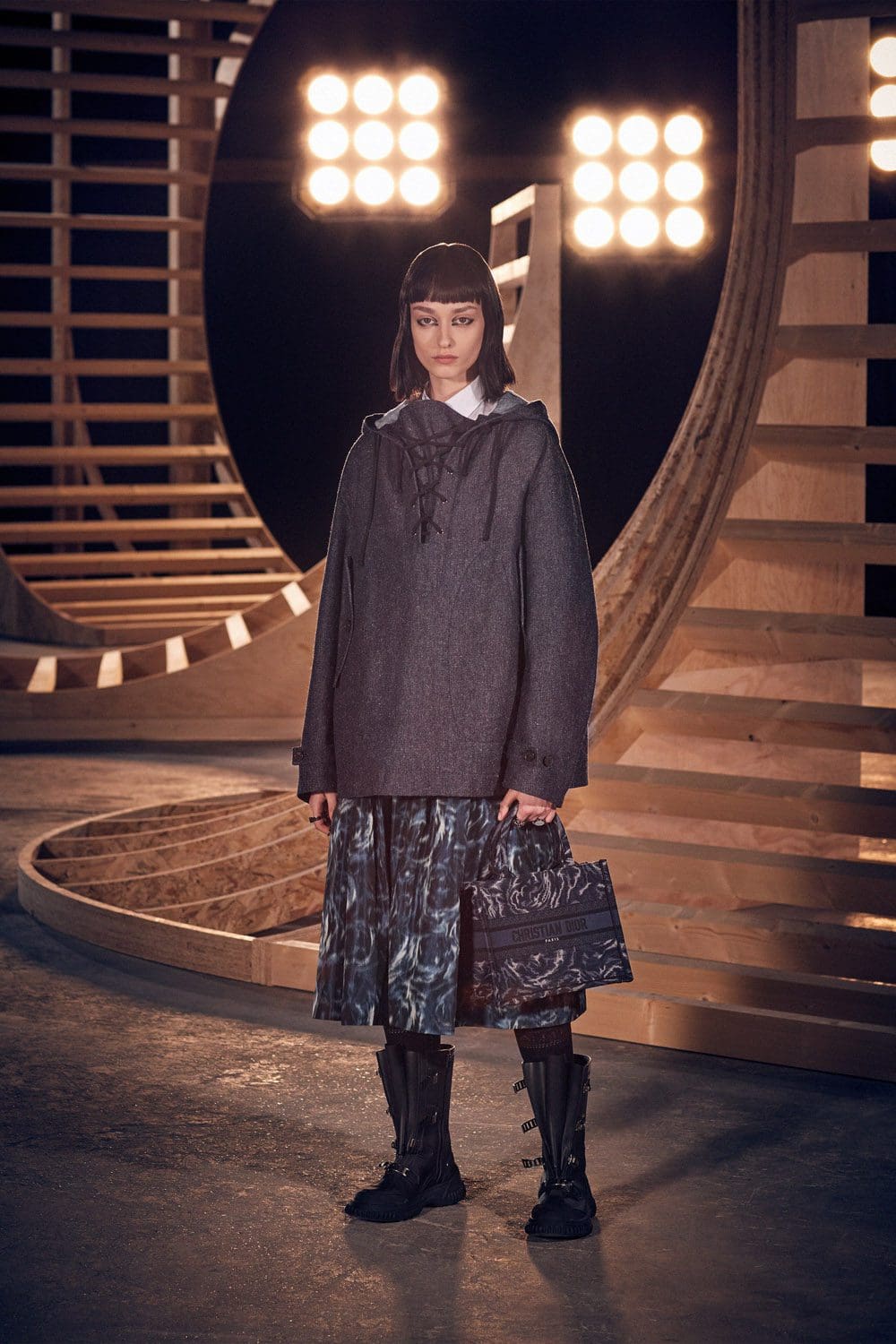 Dior Fall 2022 by RUNWAY MAGAZINE