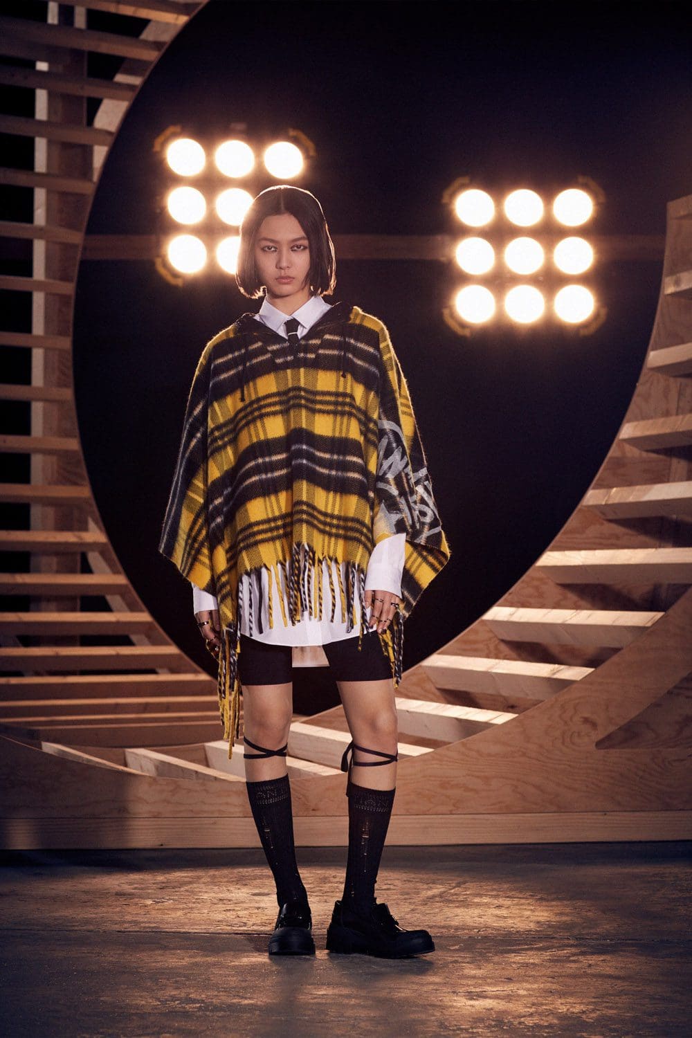 Dior Fall 2022 by RUNWAY MAGAZINE