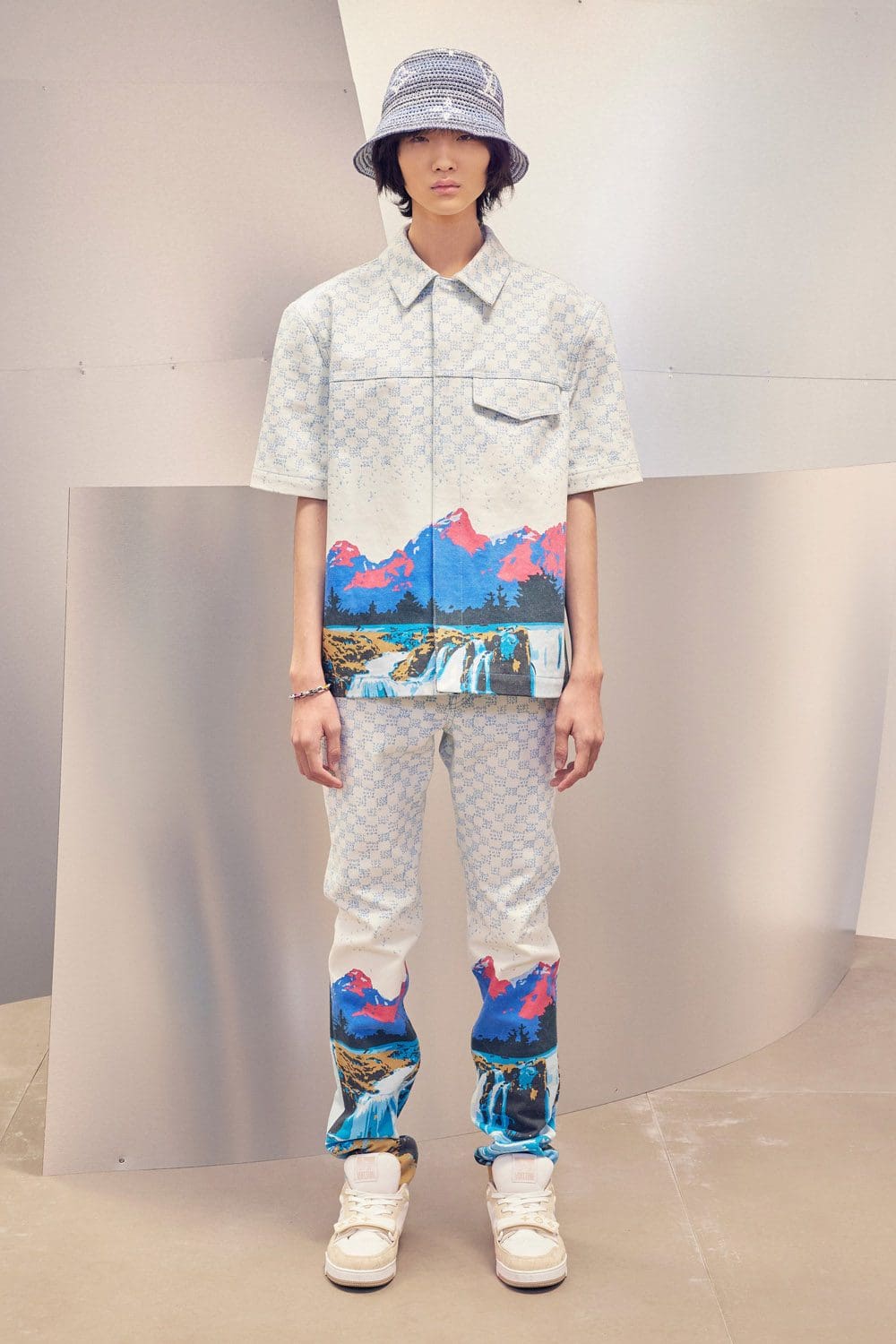 Мужская одежда Louis Vuitton Pre-Fall 2022 в Париже от производителя RUNWAY ЖУРНАЛ