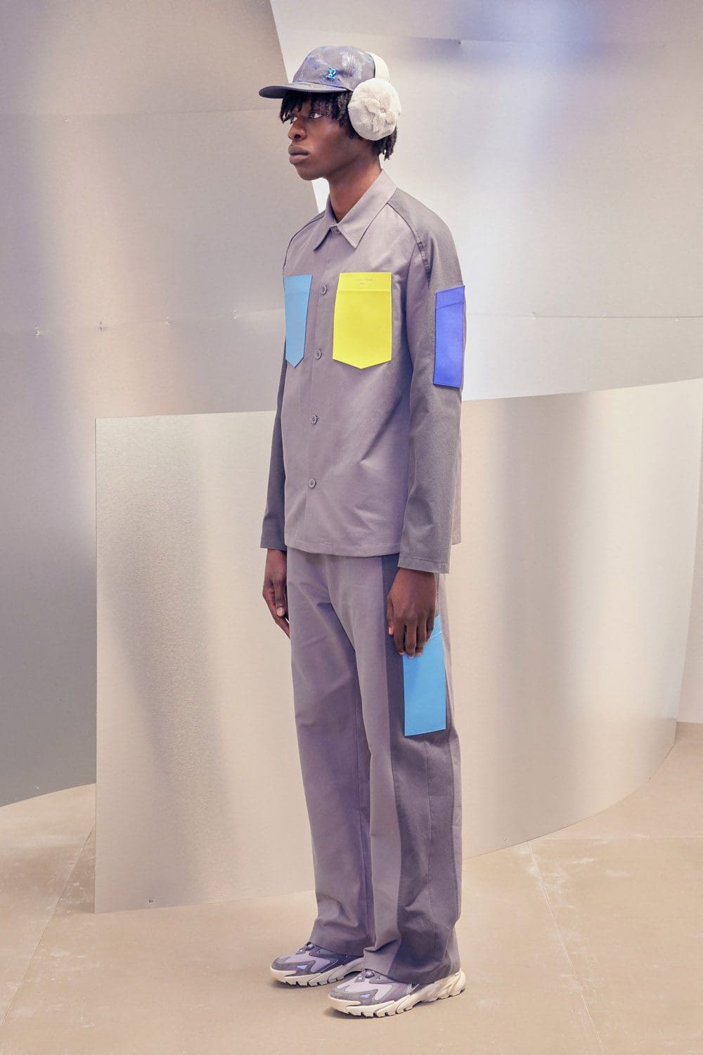 Мужская одежда Louis Vuitton Pre-Fall 2022 в Париже от производителя RUNWAY ЖУРНАЛ