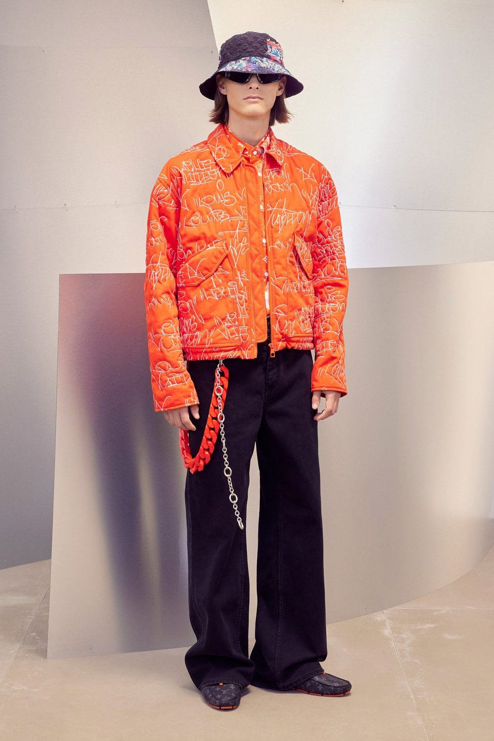 Мужская одежда Louis Vuitton Pre-Fall 2022 в Париже от производителя RUNWAY ЖУРНАЛ