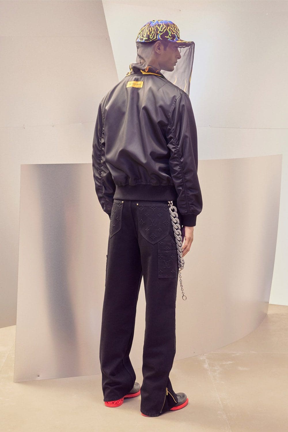 Мужская одежда Louis Vuitton Pre-Fall 2022 в Париже от производителя RUNWAY ЖУРНАЛ