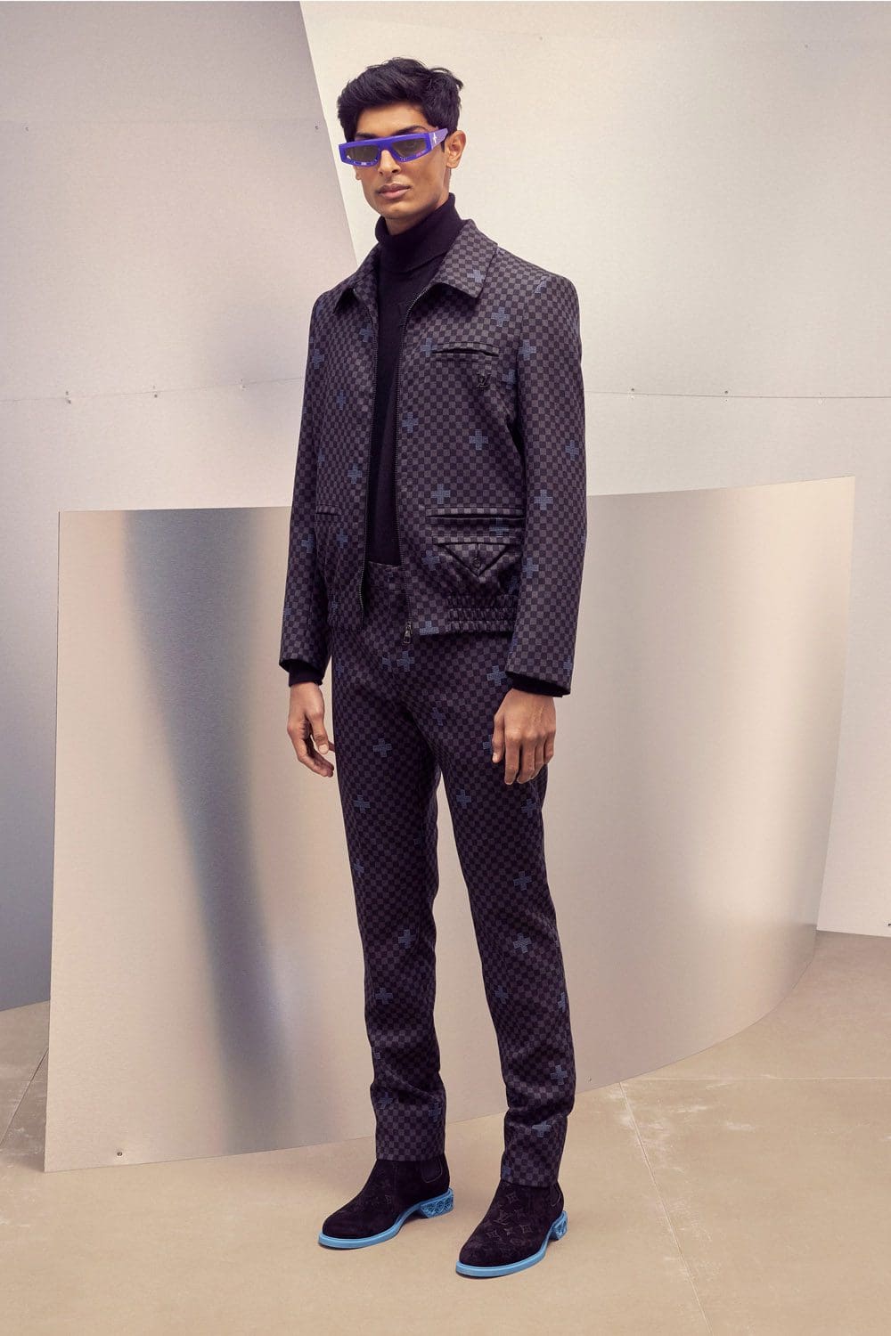 Мужская одежда Louis Vuitton Pre-Fall 2022 в Париже от производителя RUNWAY ЖУРНАЛ