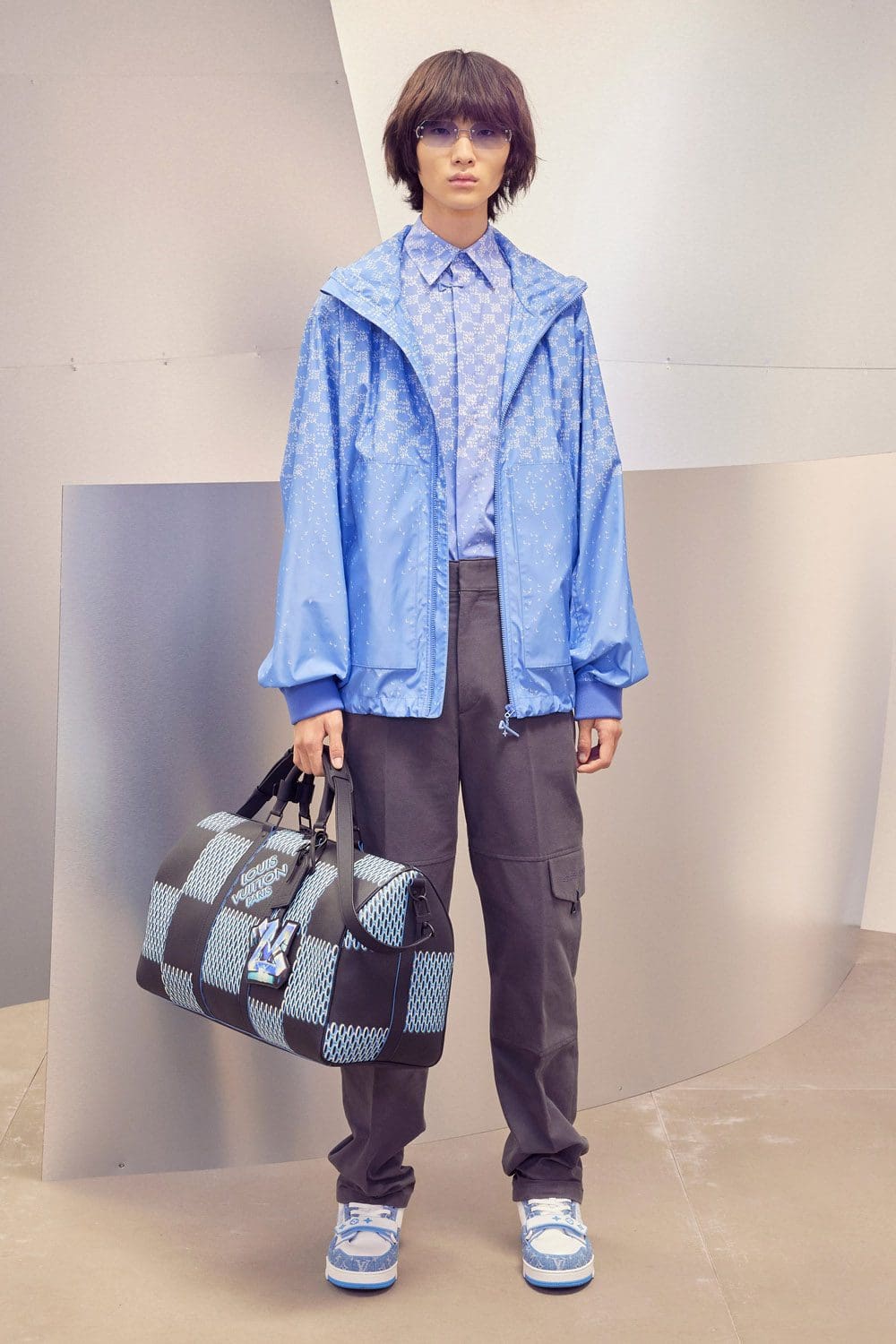 Мужская одежда Louis Vuitton Pre-Fall 2022 в Париже от производителя RUNWAY ЖУРНАЛ