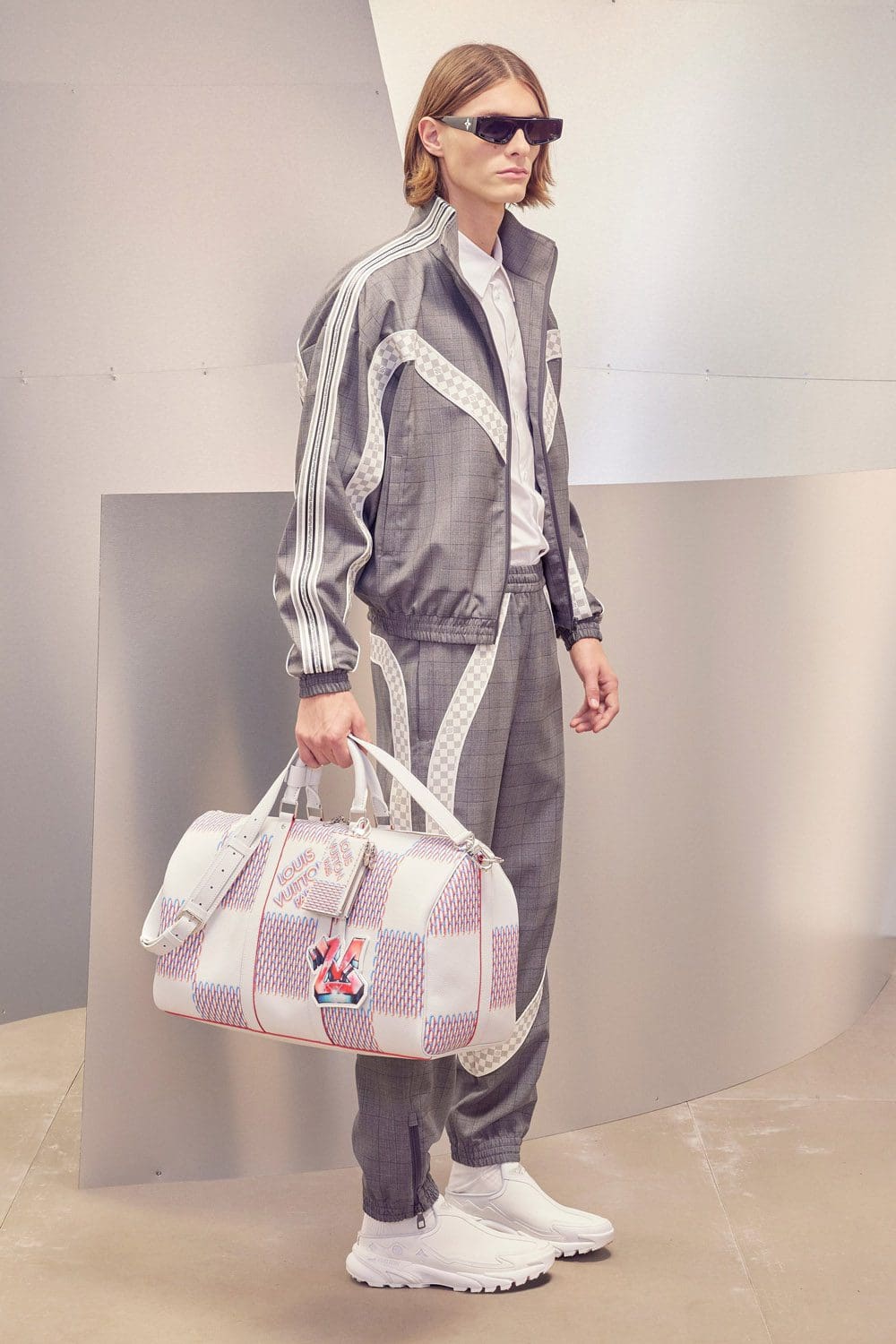 Мужская одежда Louis Vuitton Pre-Fall 2022 в Париже от производителя RUNWAY ЖУРНАЛ