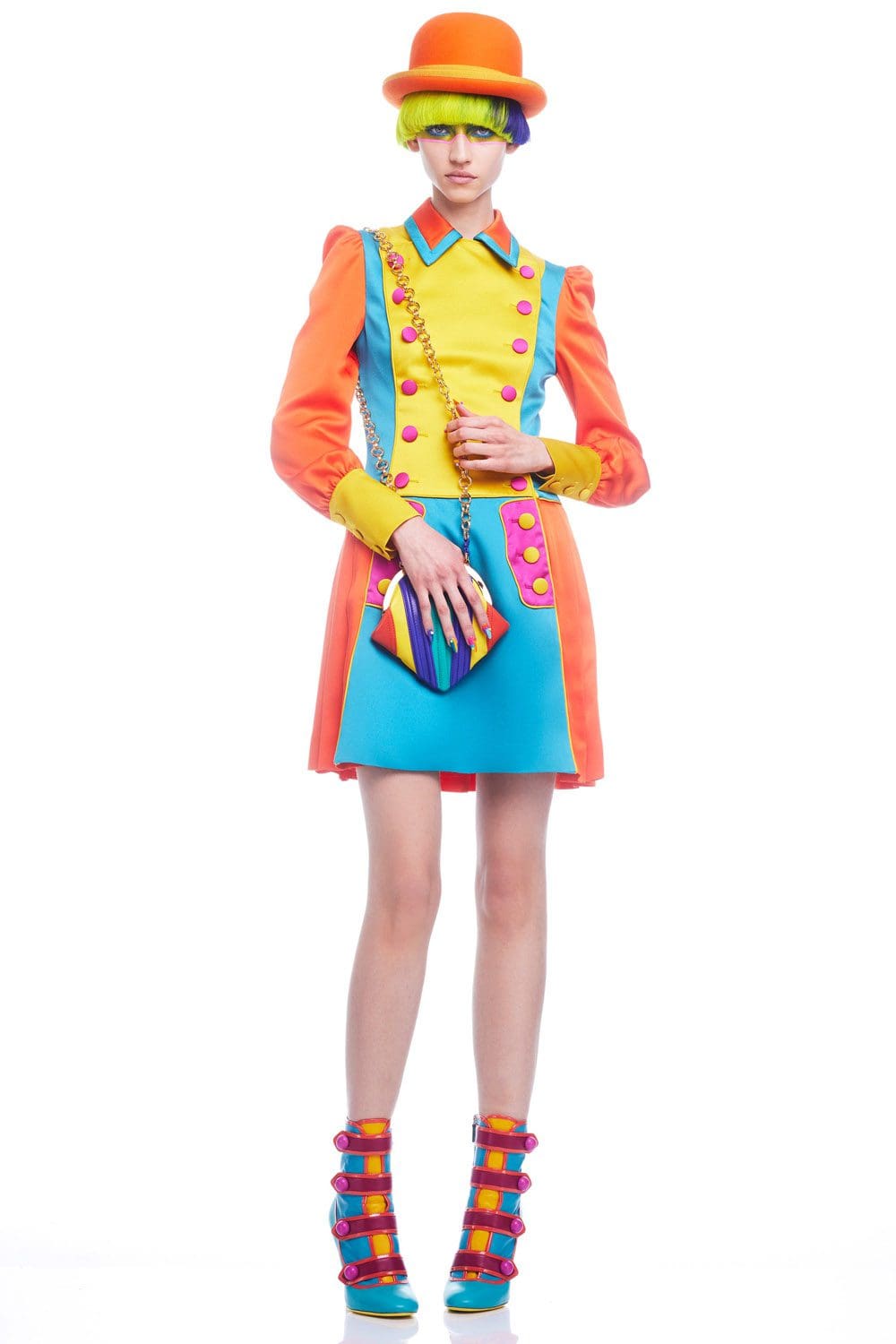 Moschino by Jeremy Scott Pre-Fall 2022 by RUNWAY MAGAZINE