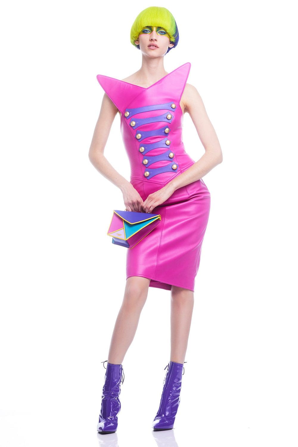 Moschino by Jeremy Scott Pre-Fall 2022 by RUNWAY MAGAZINE