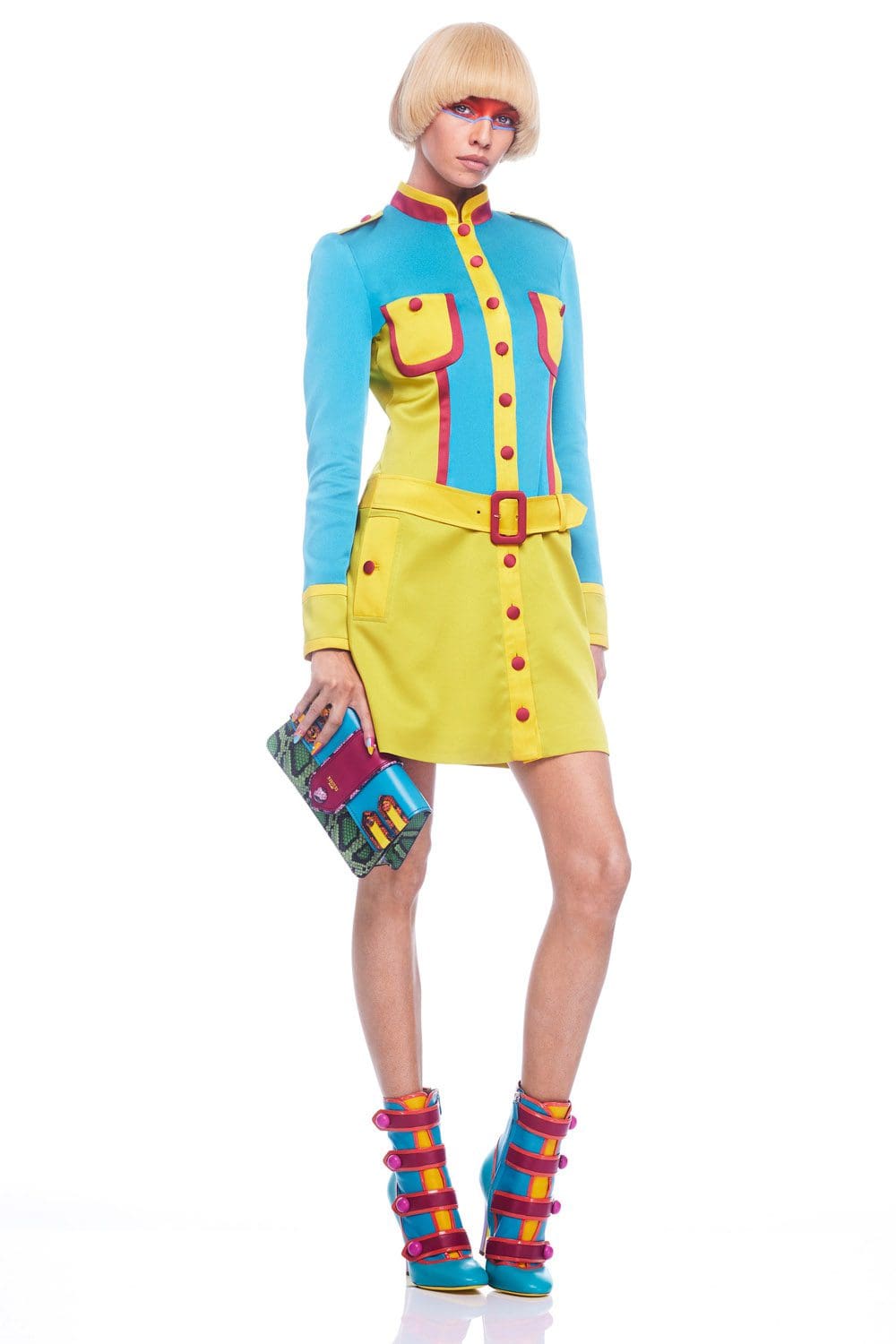 Moschino by Jeremy Scott Pre-Fall 2022 by RUNWAY MAGAZINE