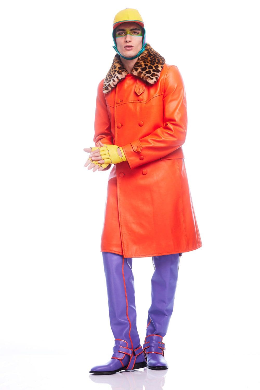 Moschino by Jeremy Scott Pre-Fall 2022 by RUNWAY MAGAZINE