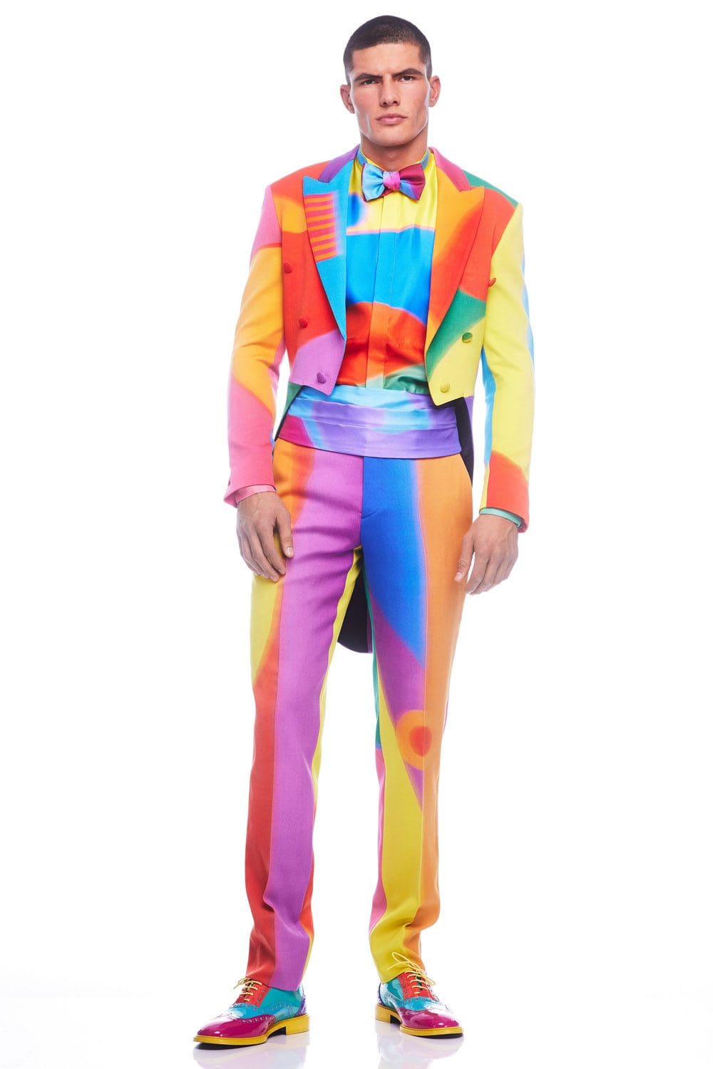 Moschino by Jeremy Scott Pre-Fall 2022 by RUNWAY MAGAZINE