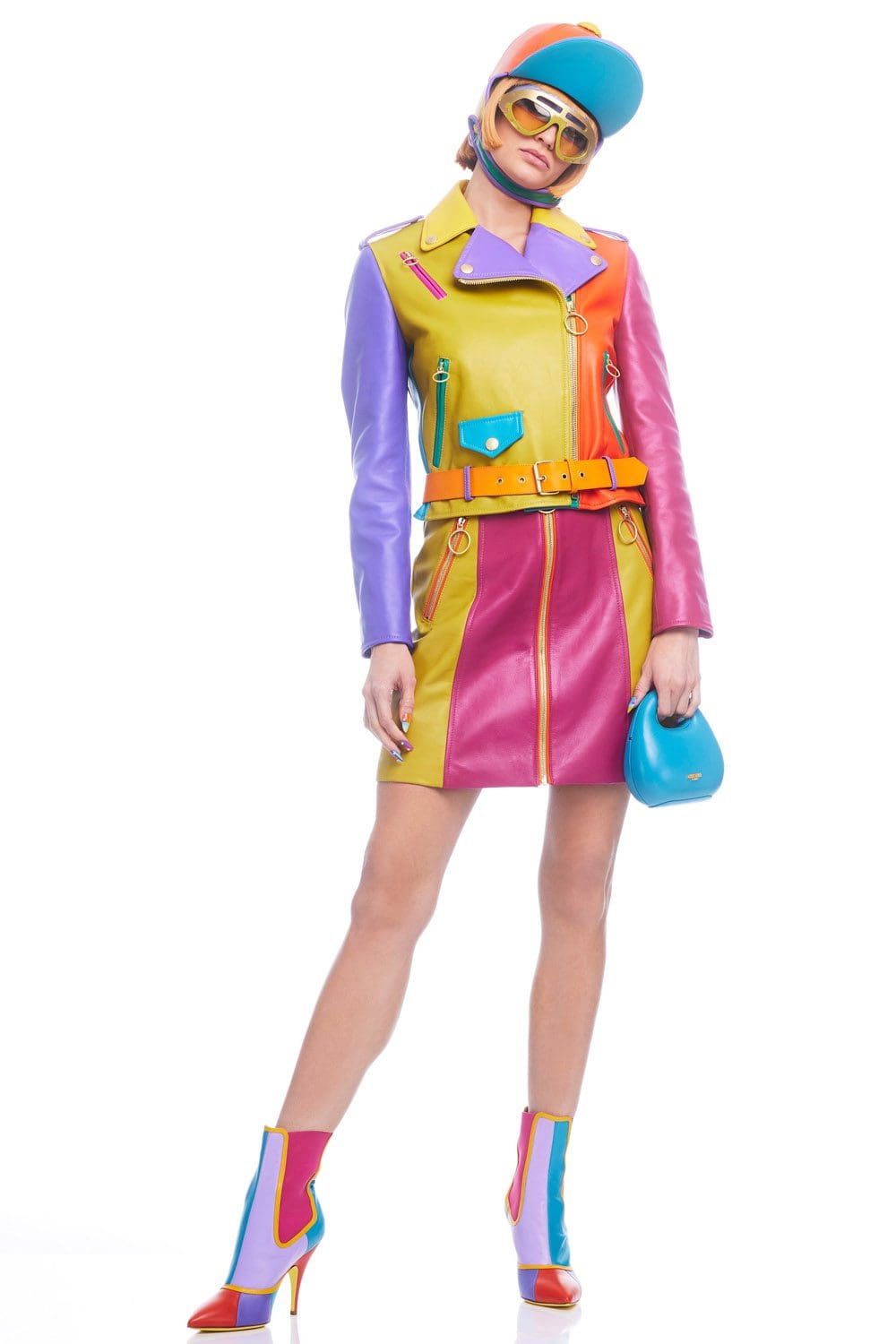 Moschino by Jeremy Scott Pre-Fall 2022 by RUNWAY MAGAZINE