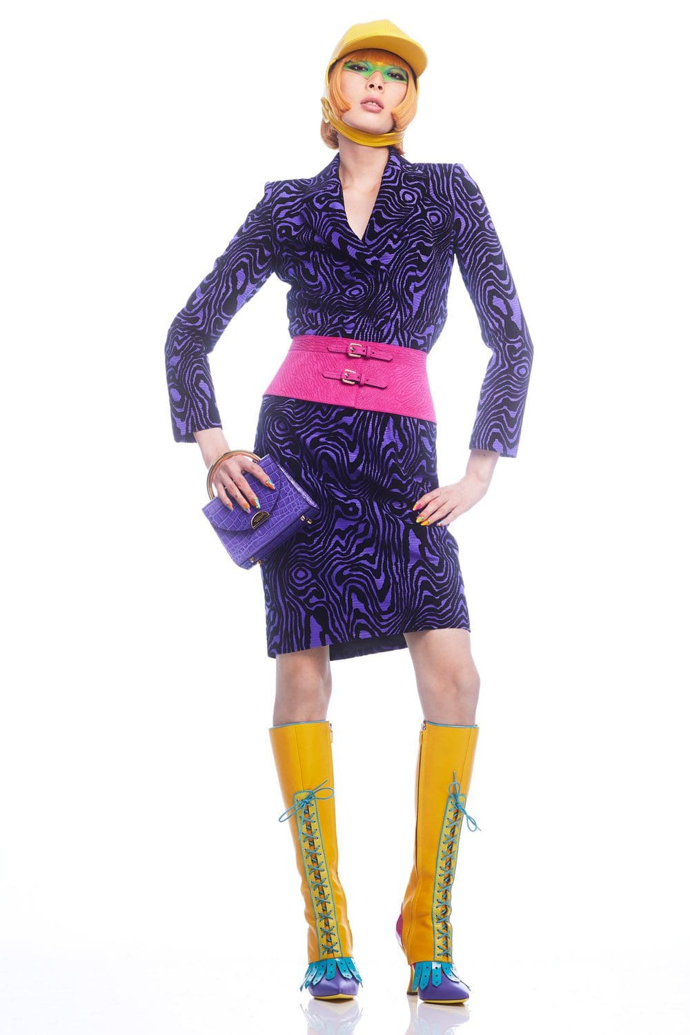 Moschino by Jeremy Scott Pre-Fall 2022 by RUNWAY MAGAZINE