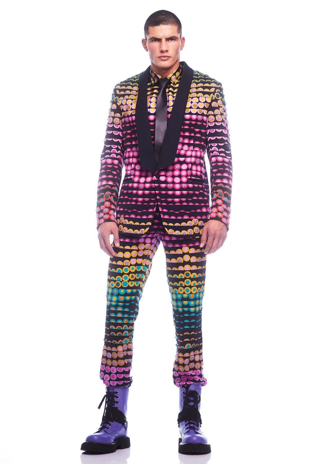 Moschino by Jeremy Scott Pre-Fall 2022 by RUNWAY MAGAZINE