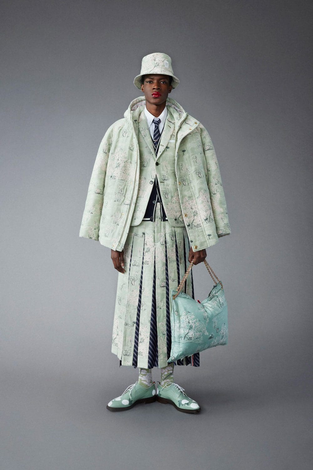 Thom Browne Pre-Fall 2022 New York by RUNWAY MAGAZINE