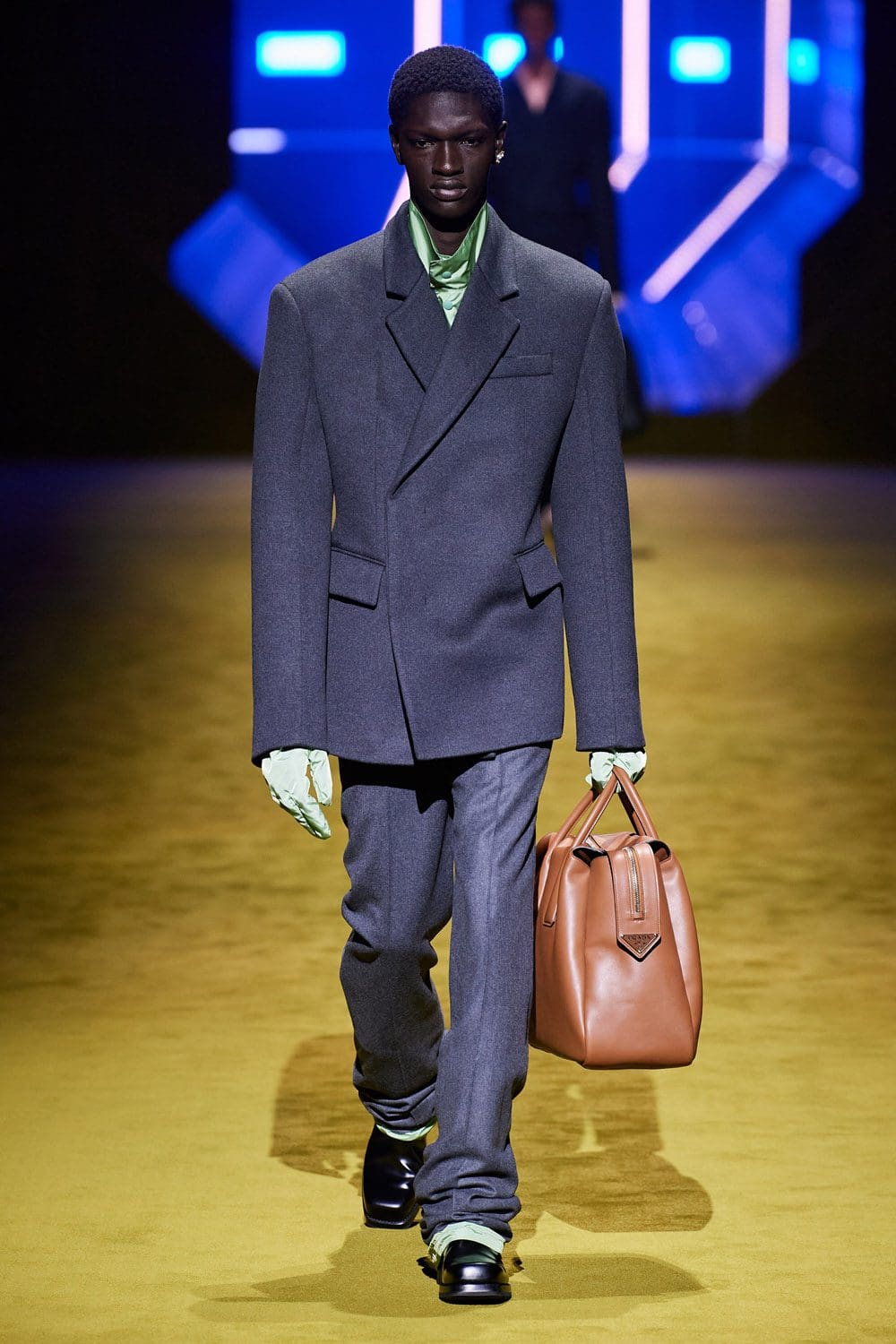 Prada Fall Winter 2022-2023 Men by RUNWAY MAGAZINE