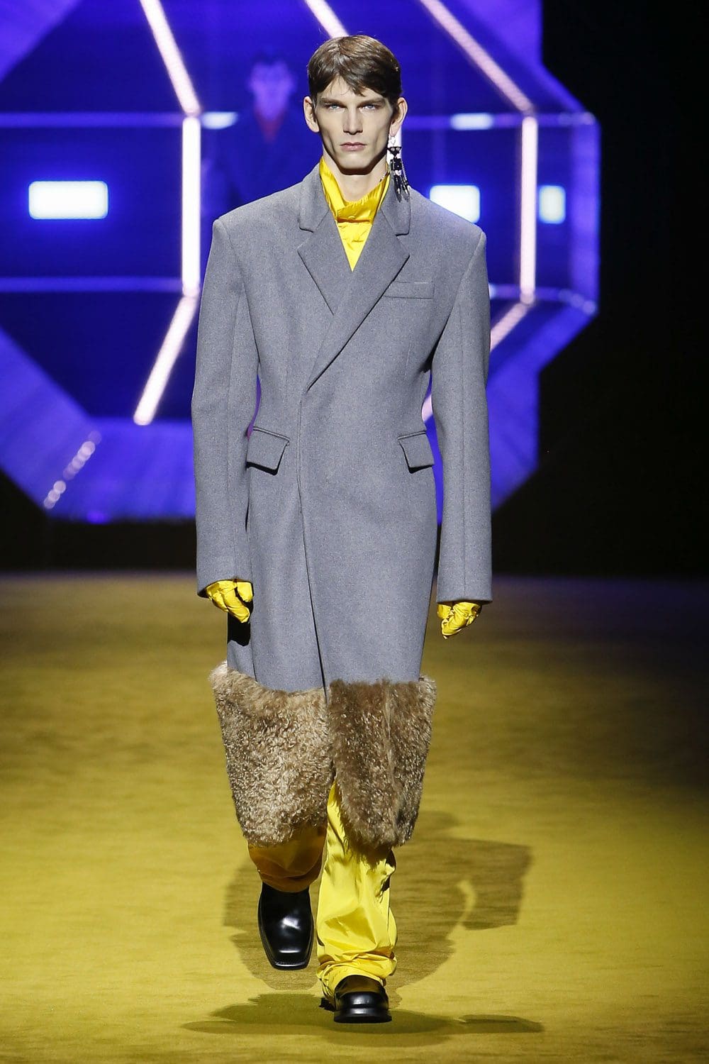 Prada Fall Winter 2022-2023 Men by RUNWAY MAGAZINE