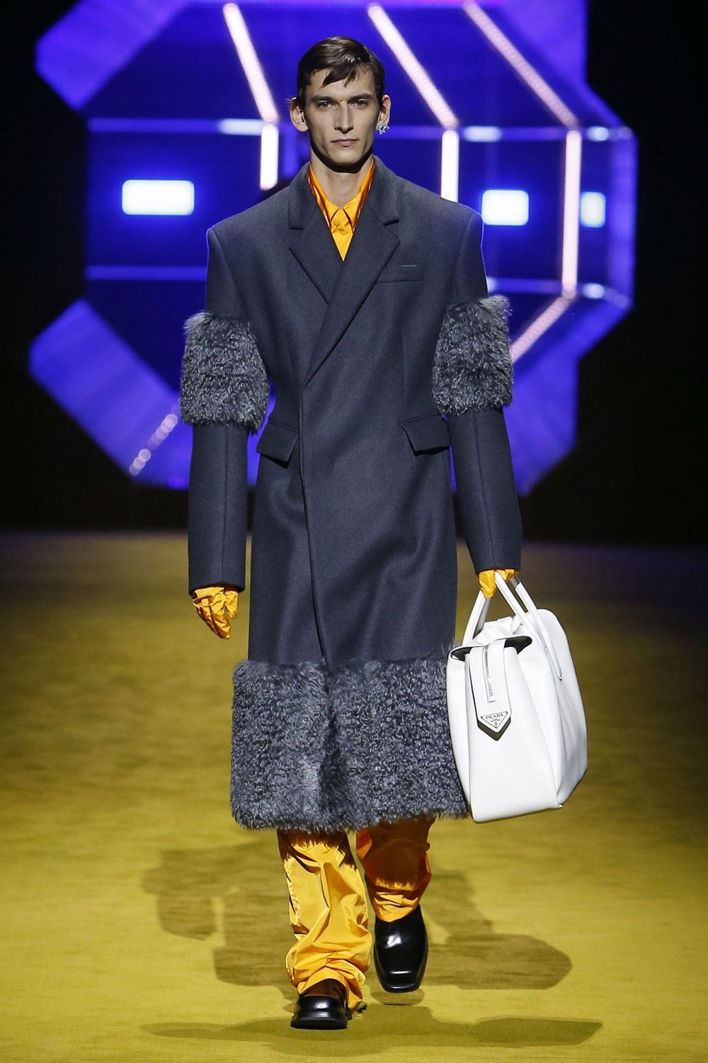 Prada Fall Winter 2022-2023 Men by RUNWAY MAGAZINE