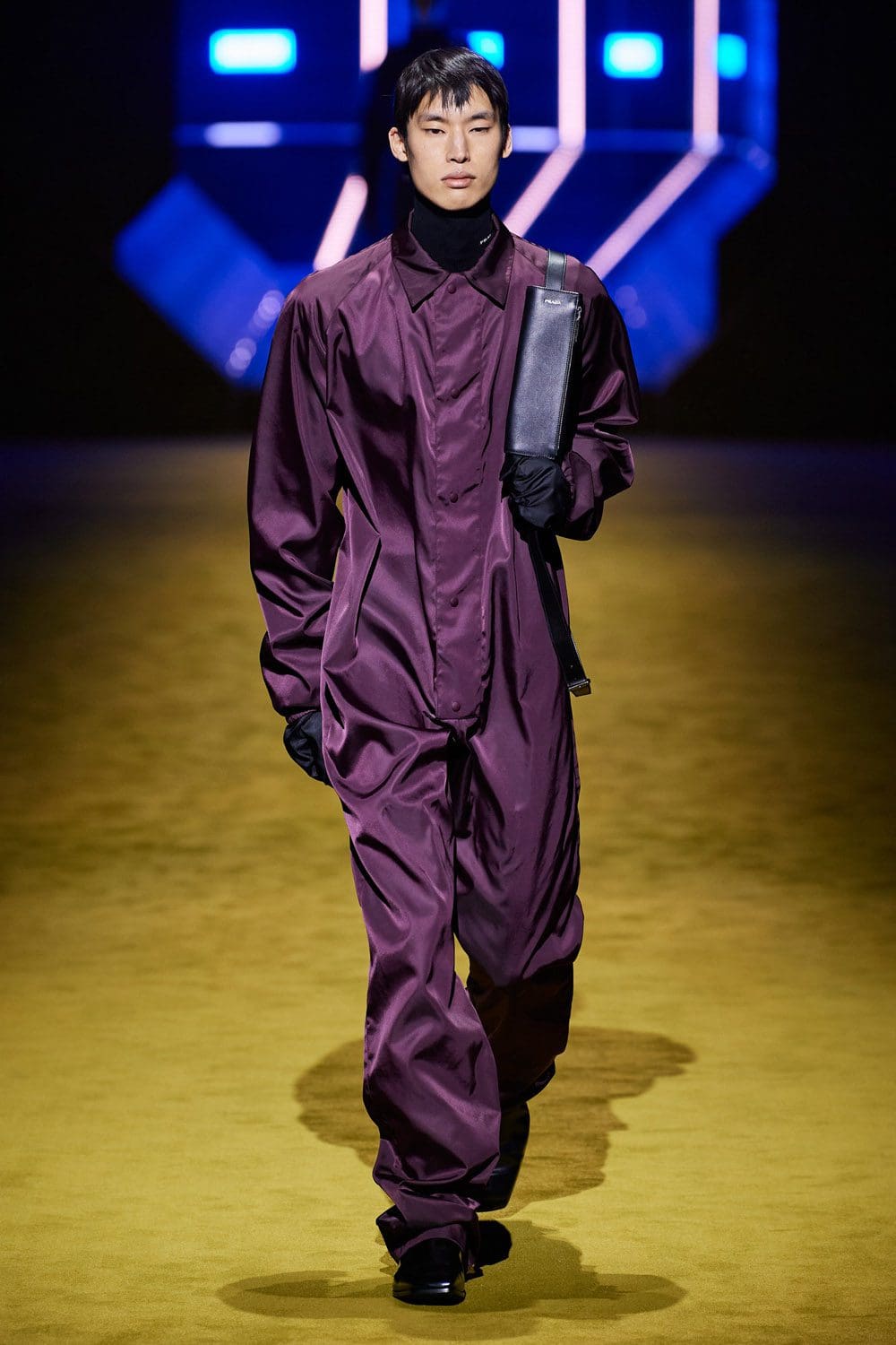 Prada Fall Winter 2022-2023 Men by RUNWAY MAGAZINE