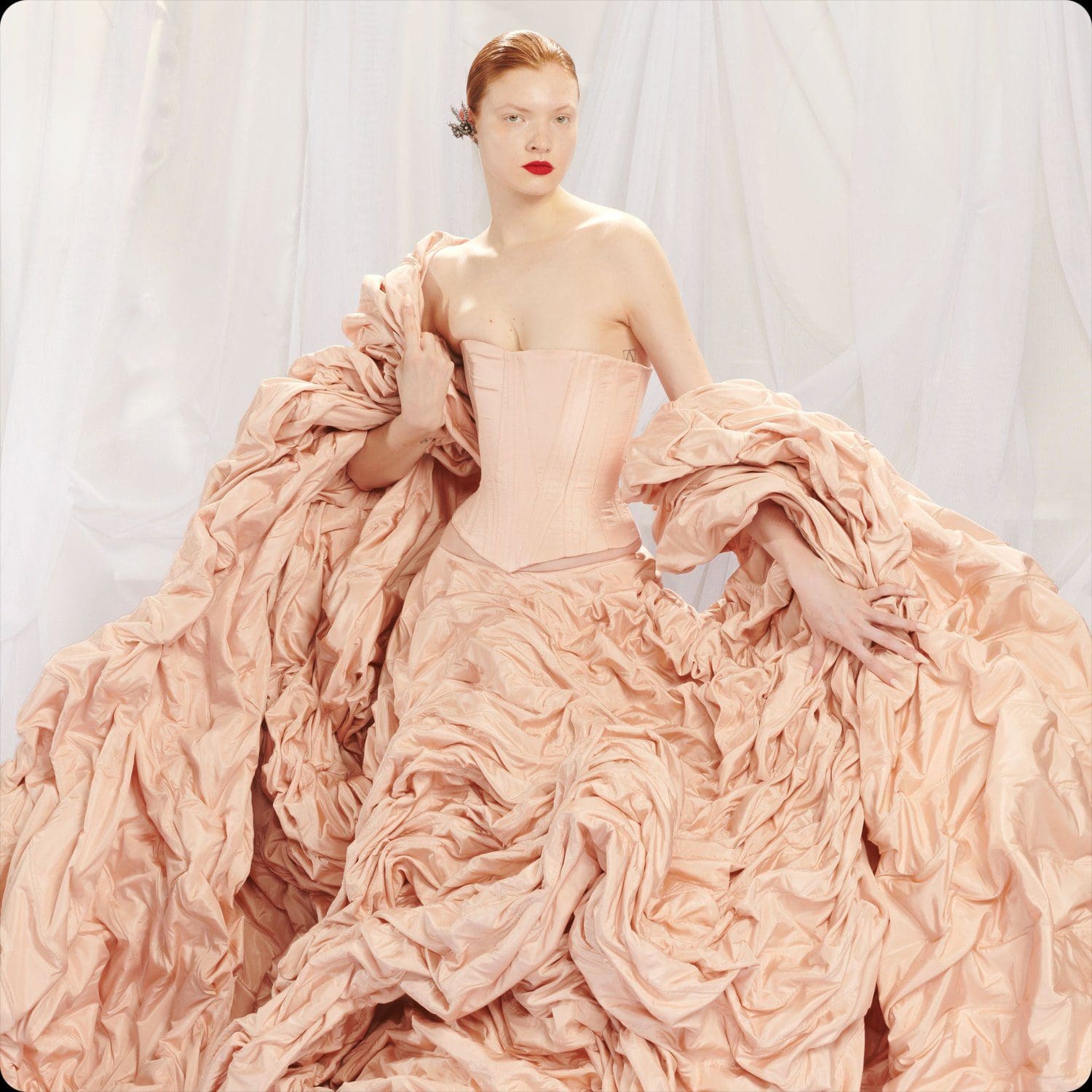 Jean Paul Gaultier Haute Couture Printemps Été 2022 par RUNWAY MAGAZINE